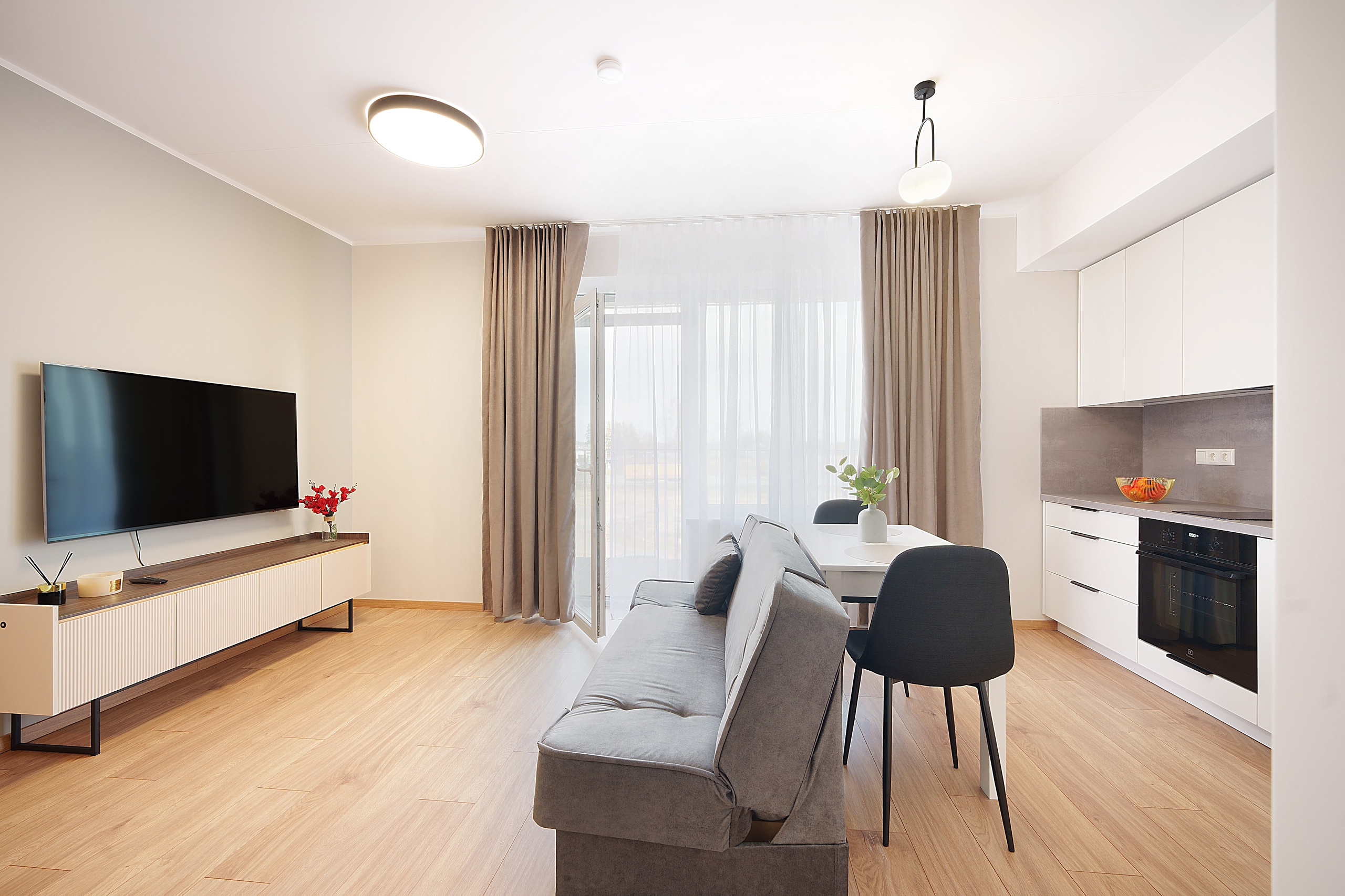 Edinburgo g. 9. Elina Sapiega fotografė Vilniuje