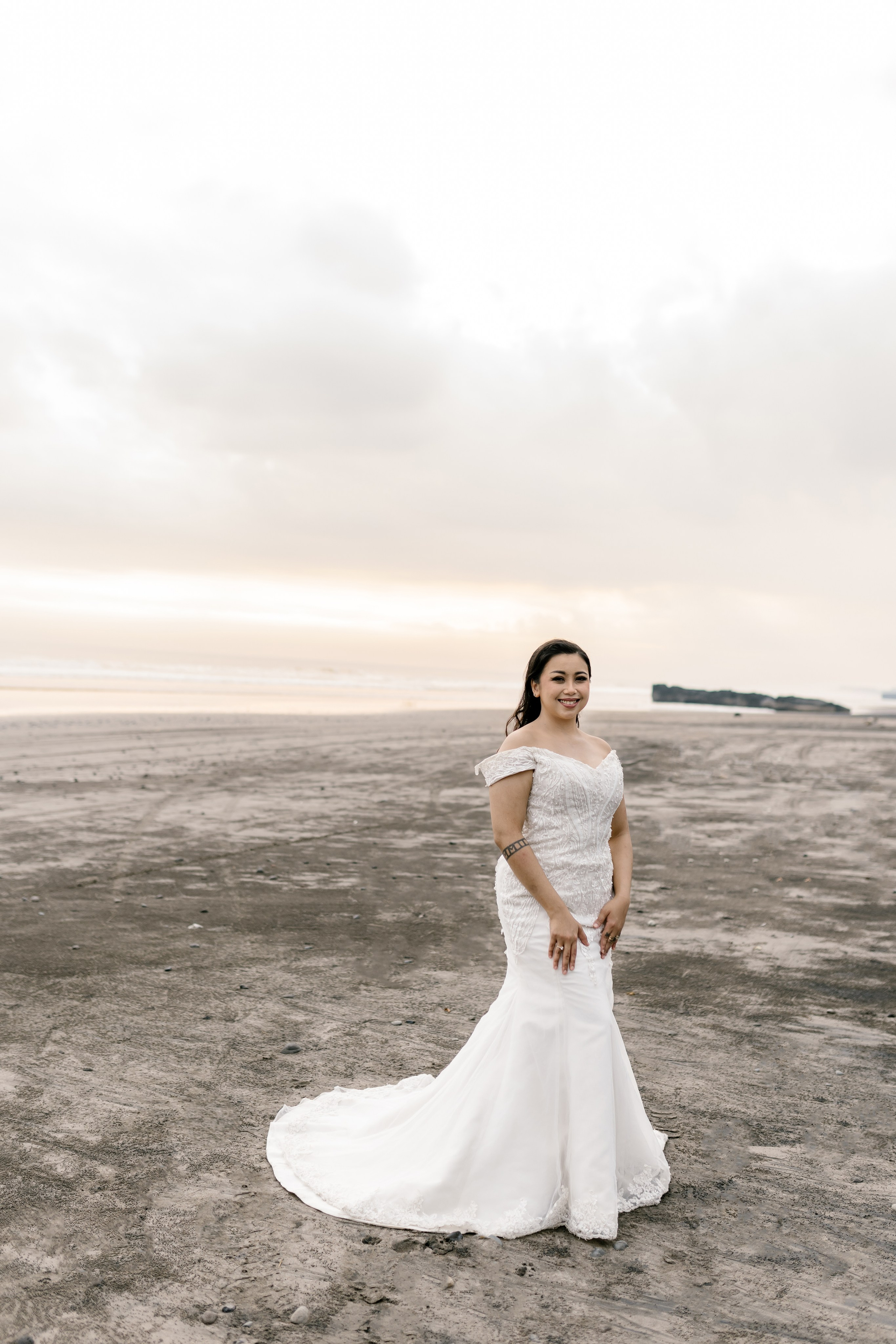 Honeymoon Photoshoot in Bali. Female Photographer in Bali