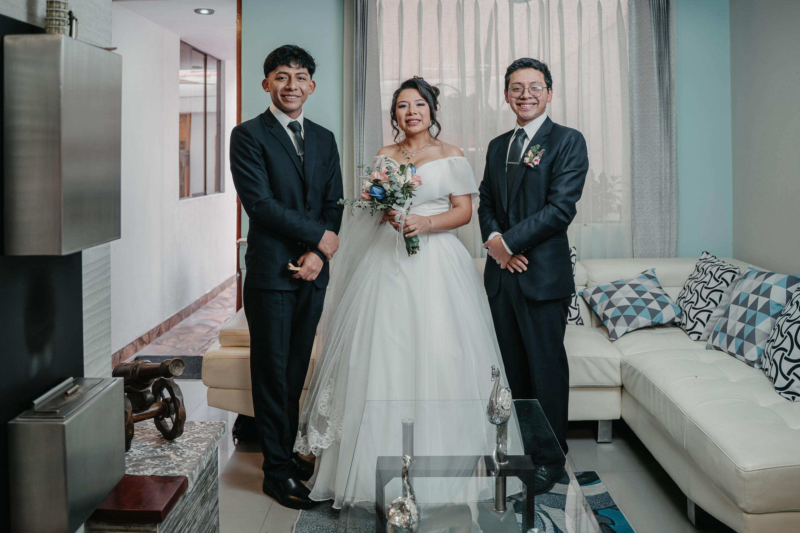 ALEJANDRA + RODRIGO BODA RELIGIOSA. Studio KVTA | Fotografía y Video de Bodas en Arequipa