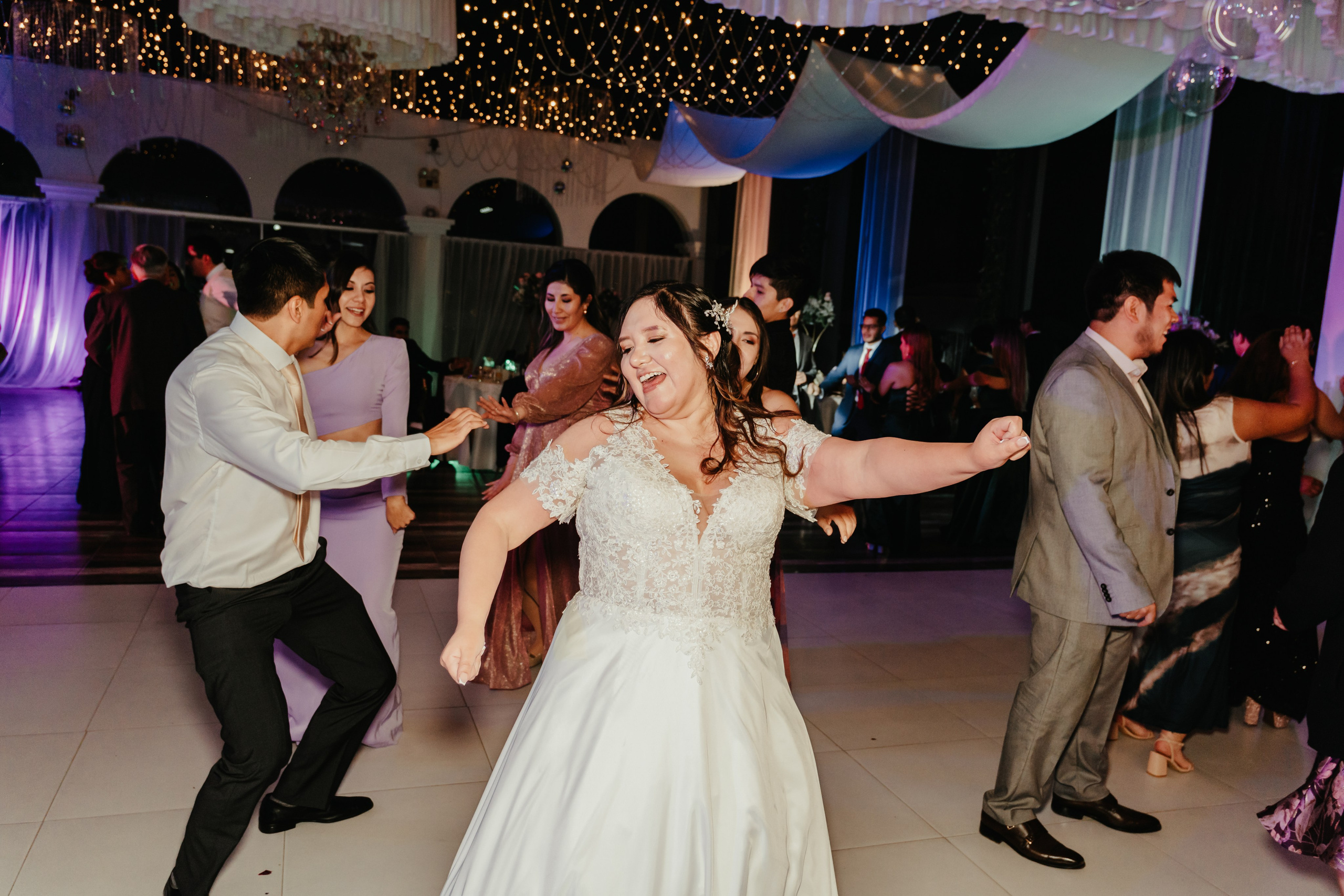 VANIA + LUIS BODA CIVIL. Studio KVTA | Fotografía y Video de Bodas en Arequipa