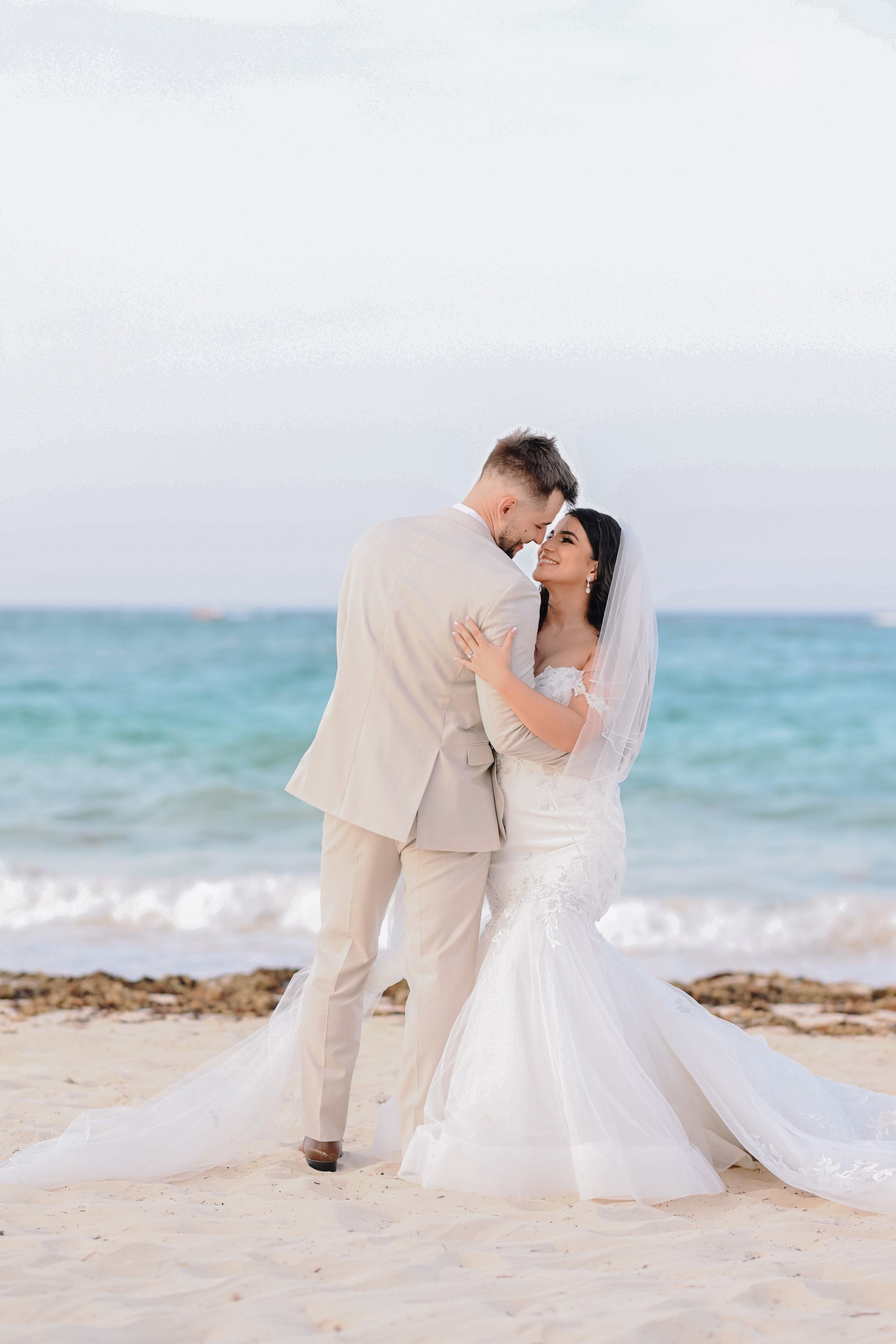 Jessica & Bartlomiej. Kukua Beach Club