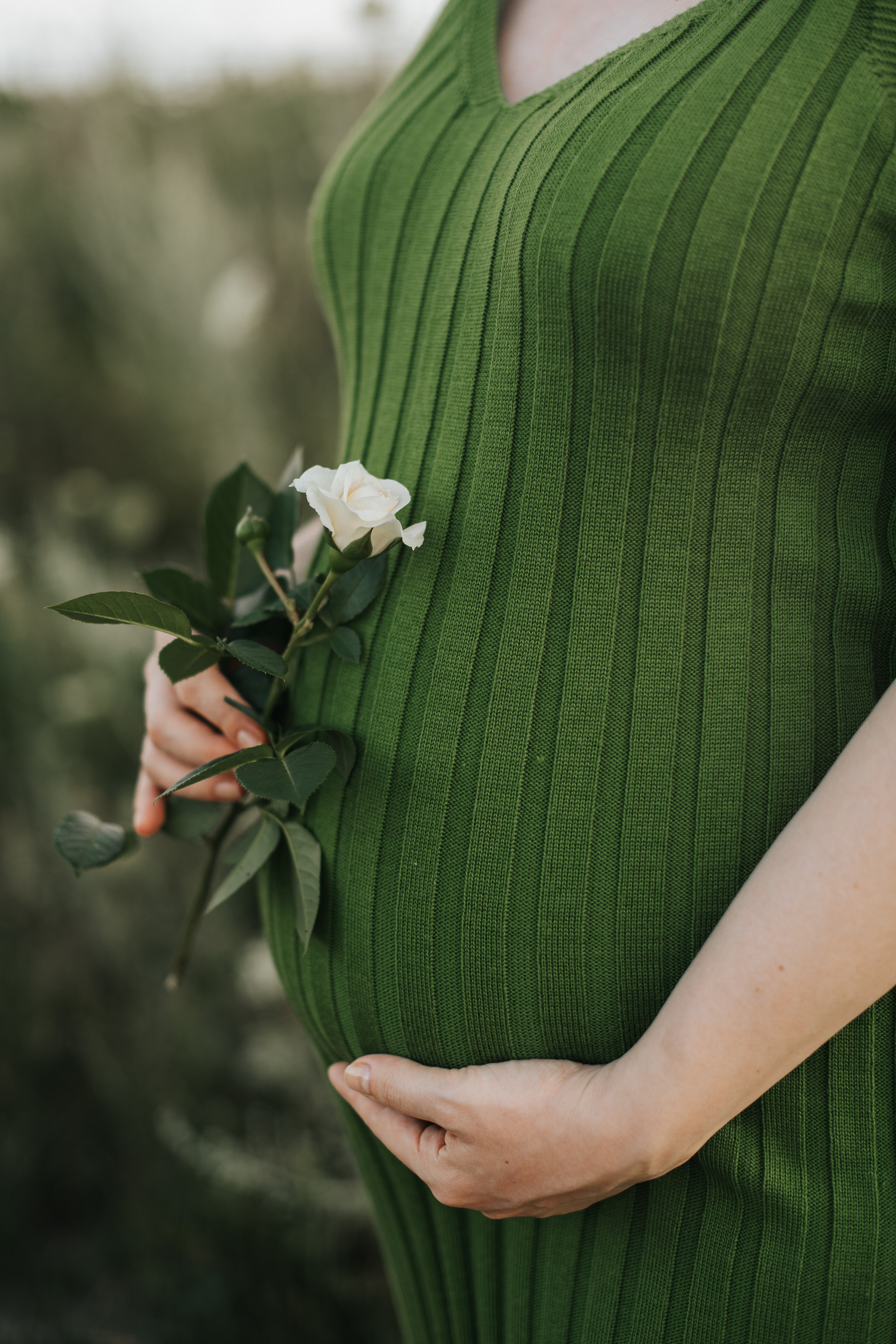 Maternity. Family and kids photographer Anastasiya Hanush in Massachusetts