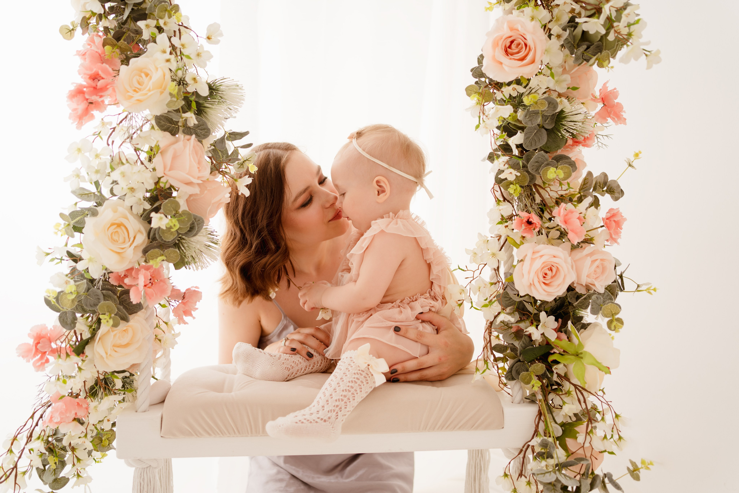 Fotografia rodzinna w Łodzi. Fotograf Łódź. Sesja noworodkowa, ciążowa.