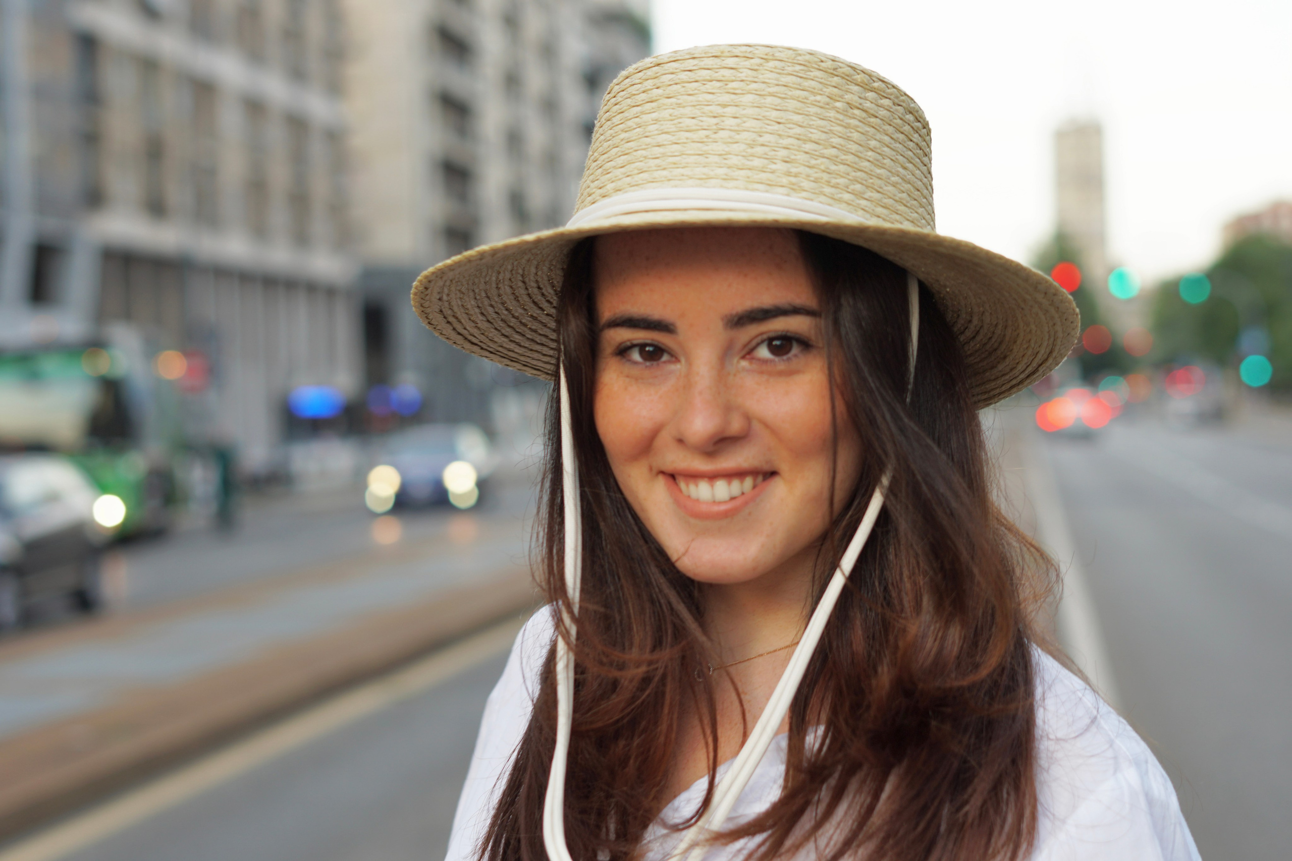 Milano all’alba. Albina Sokhova | Fotografa in Italia: Ritratti, Famiglie, Matrimoni e Branding