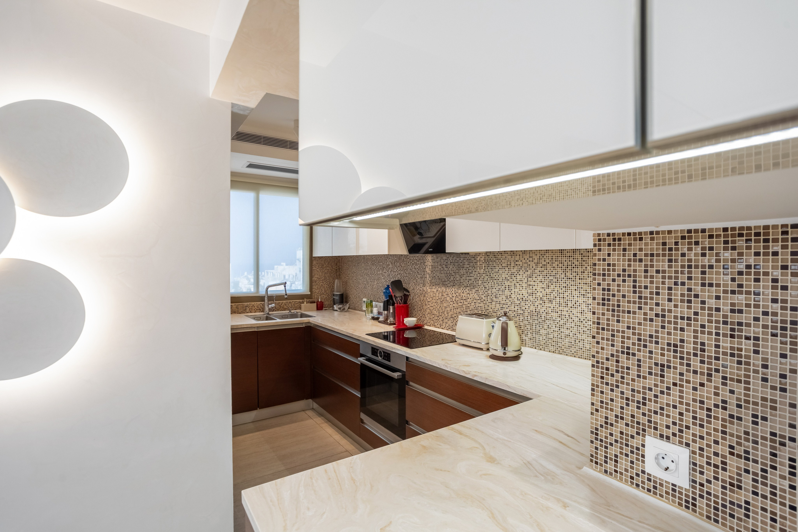 Photographer of property interiors in Israel for Booking and Airbnb