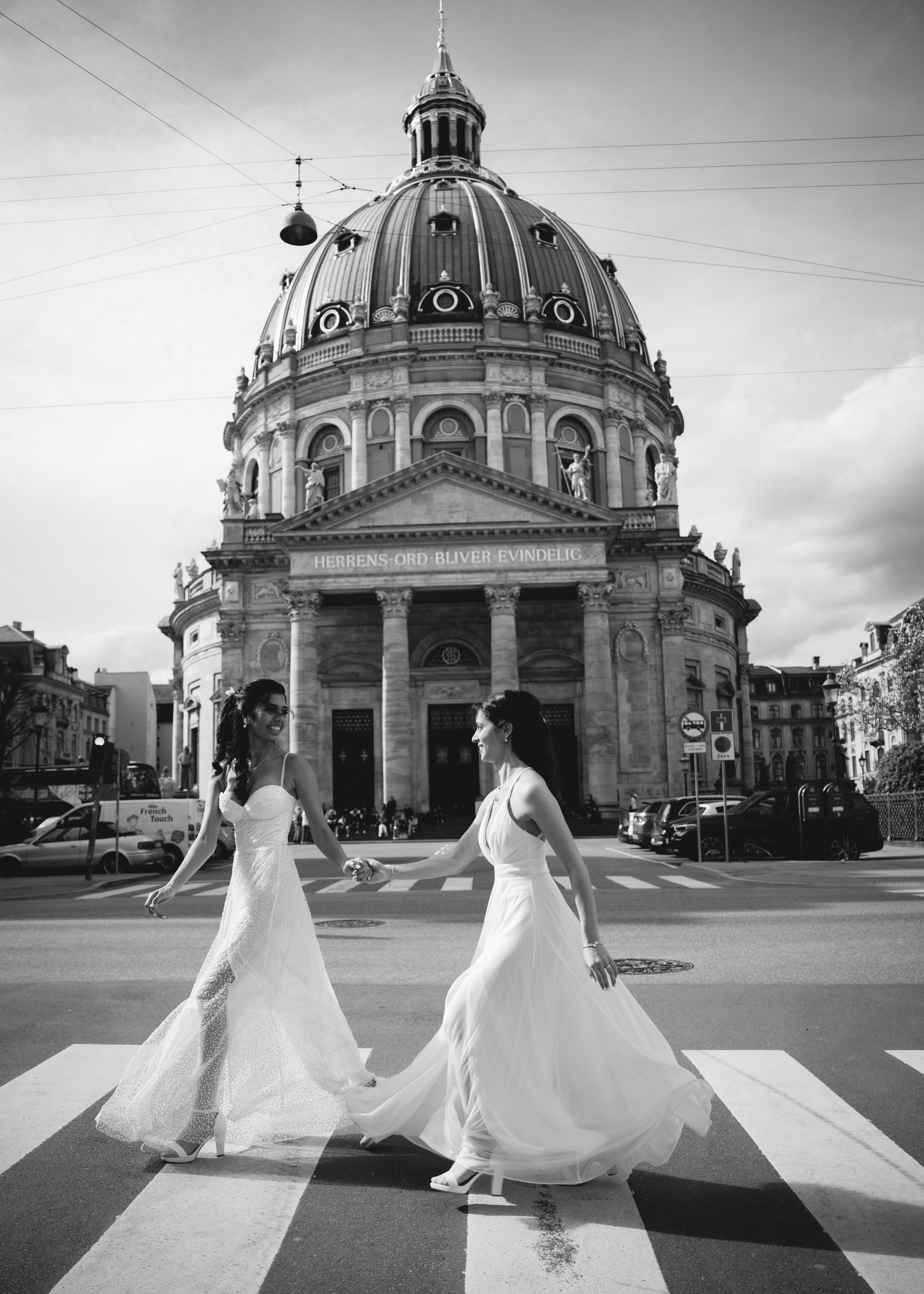 Shai & Batel. Professional wedding photographer in Copenhagen, Denmark — Julia Byron