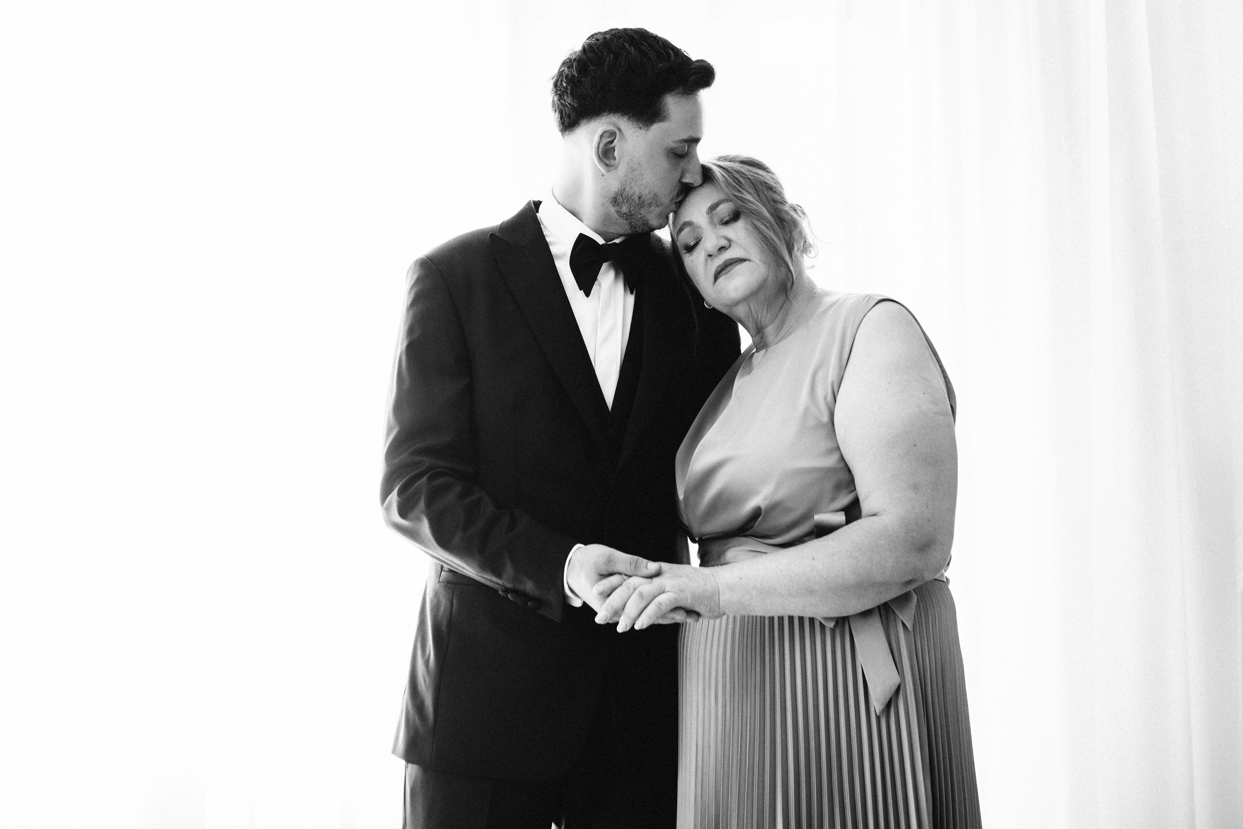 Nuntă Diana & Bogdan. Photographer Miruna Buculei