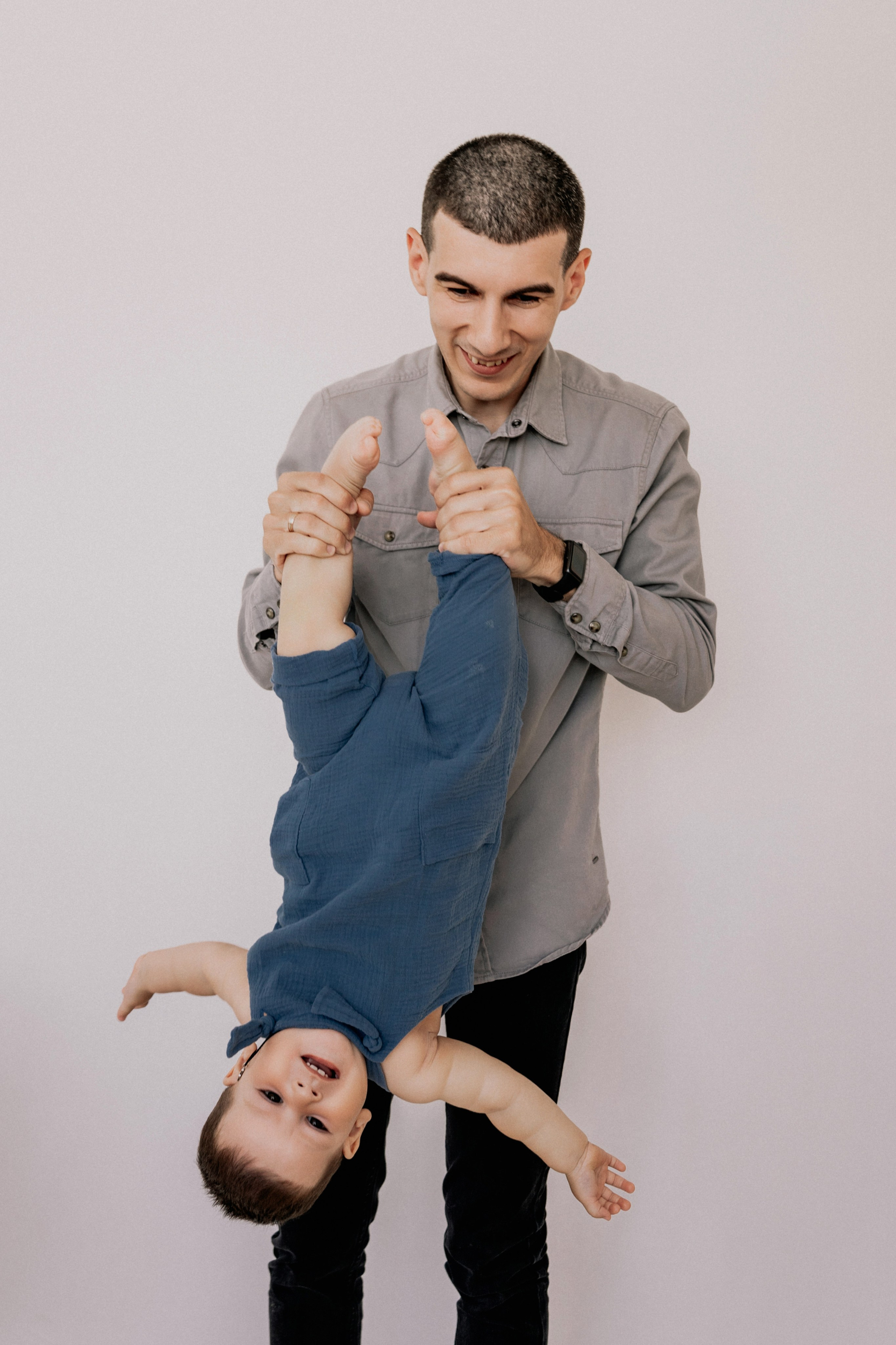 Cozy Family Photography at Home – Lifestyle & Love. Alisa Tant — Family and newborn photographer Bucks County, Montgomery county, Philadelphia, NJ