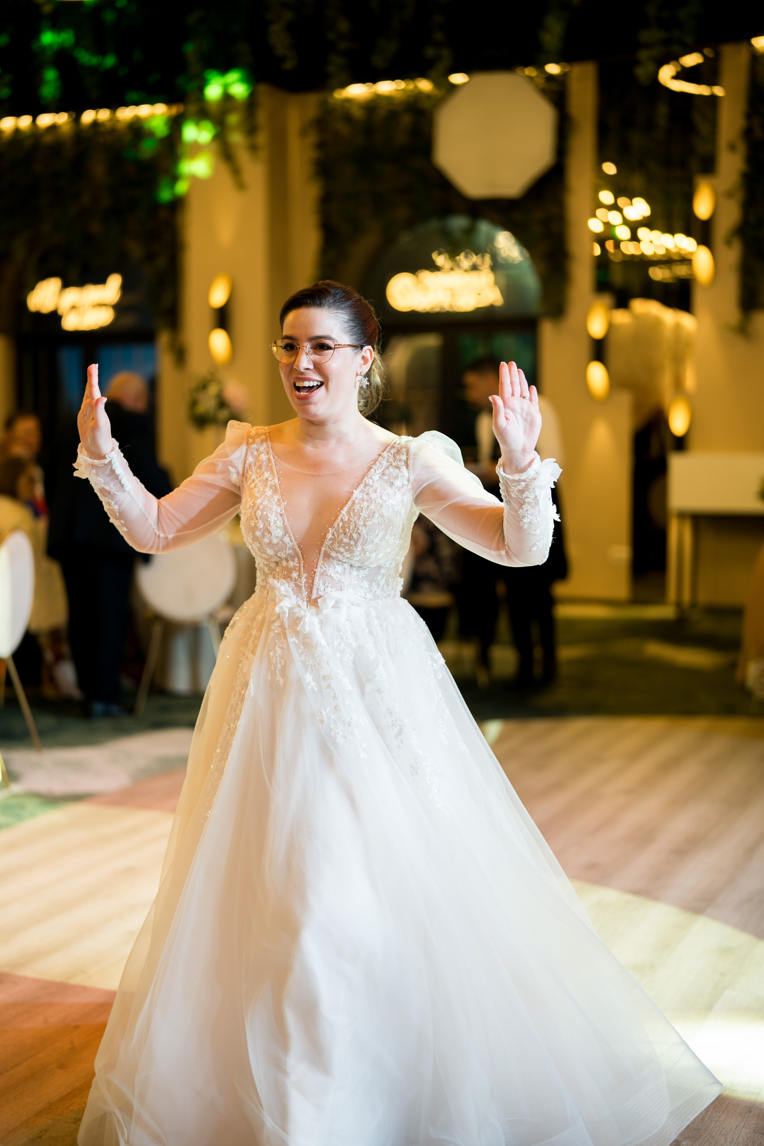 PARTY. Gabriel Florea — Fotograf nuntă București