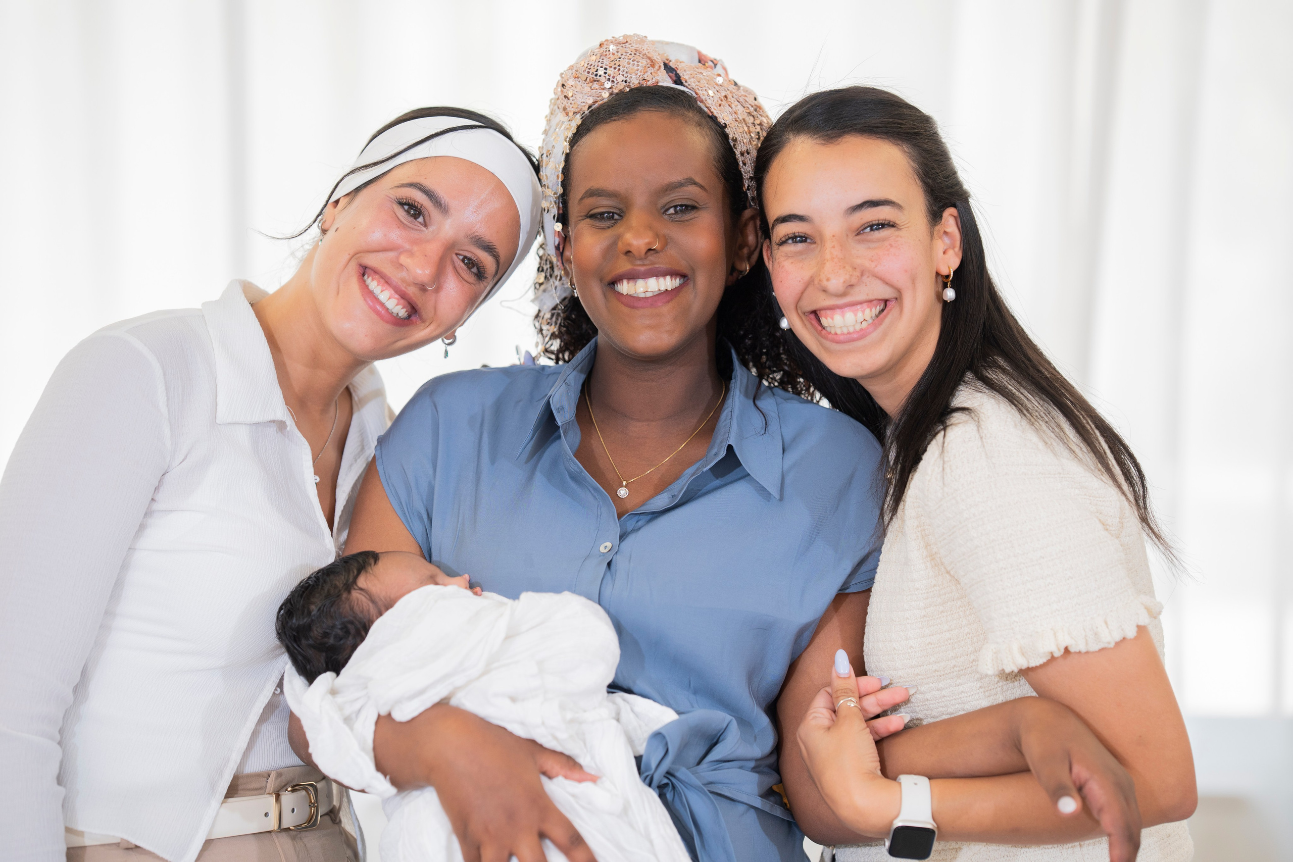 משפחת סלומון. יוסף מזרחי צילום חתונה, ברית וזוגיות. צלם מקצועי שאוהב להוציא אתכם הכי יפים ברגעים הכי מרגשים