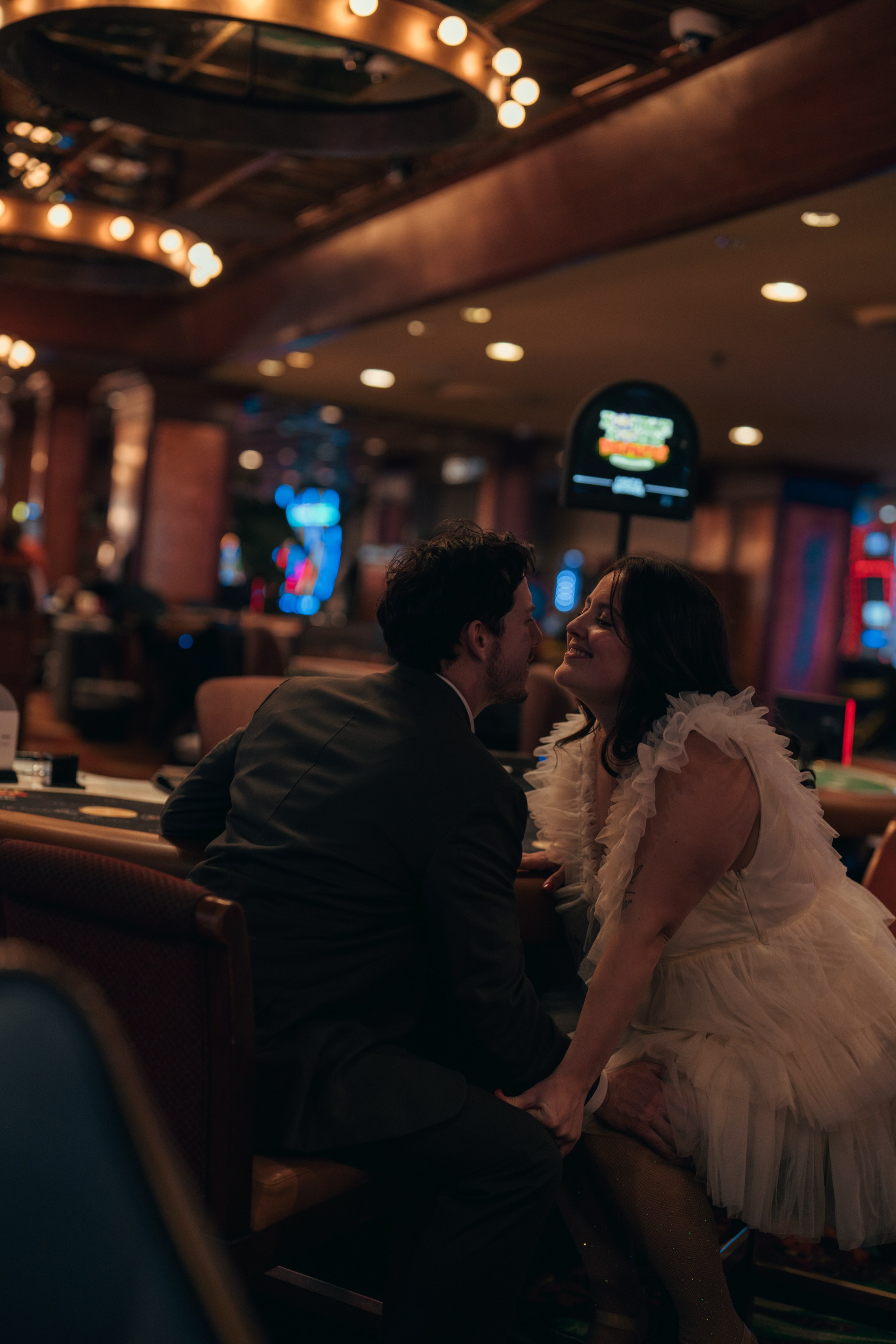 Grace&Jesse. Wedding & elopement photographer Viktoriya Kravtsov. Las Vegas
