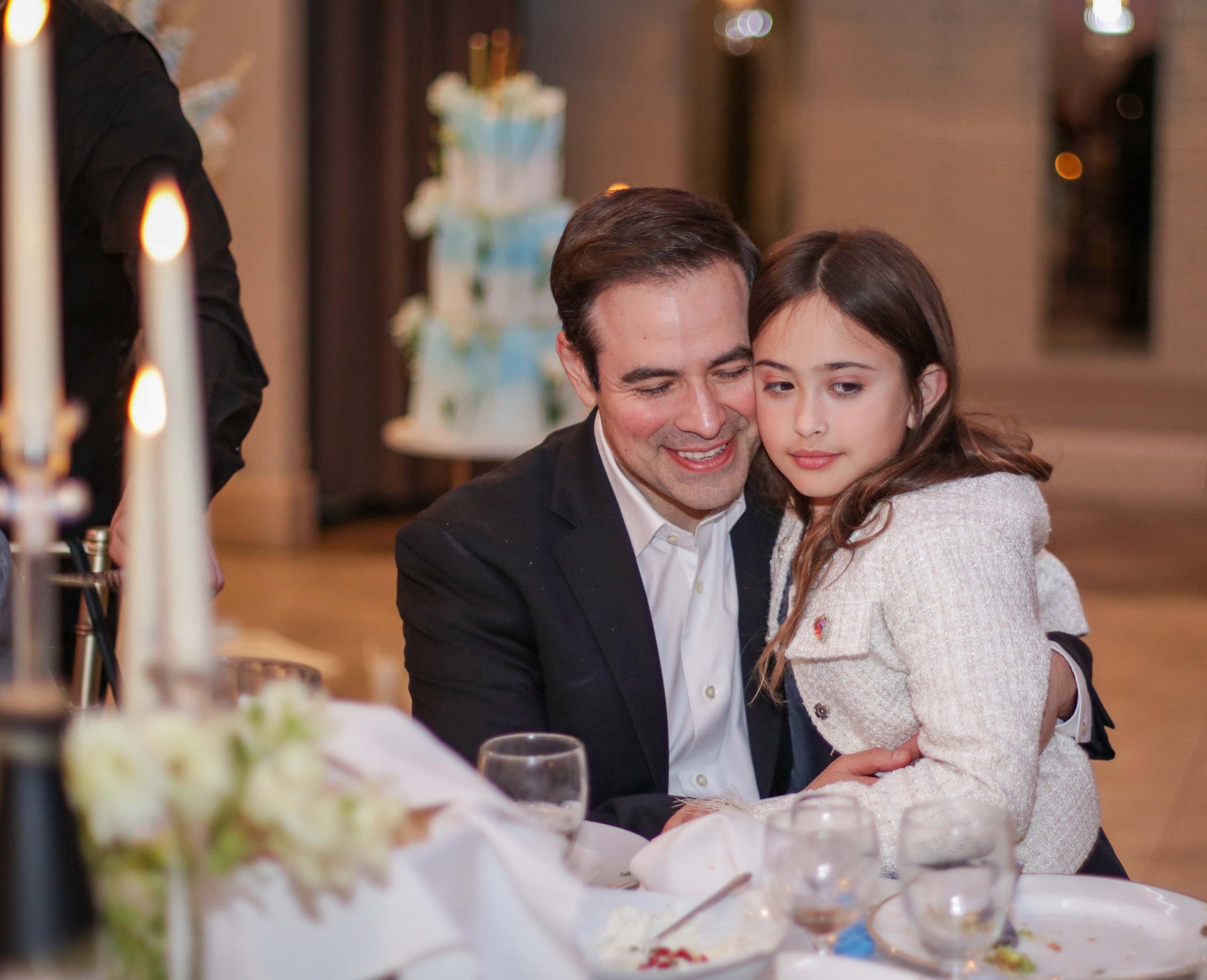 PRIVATE EVENTS & WEDDINGS. Food and Event Photographer