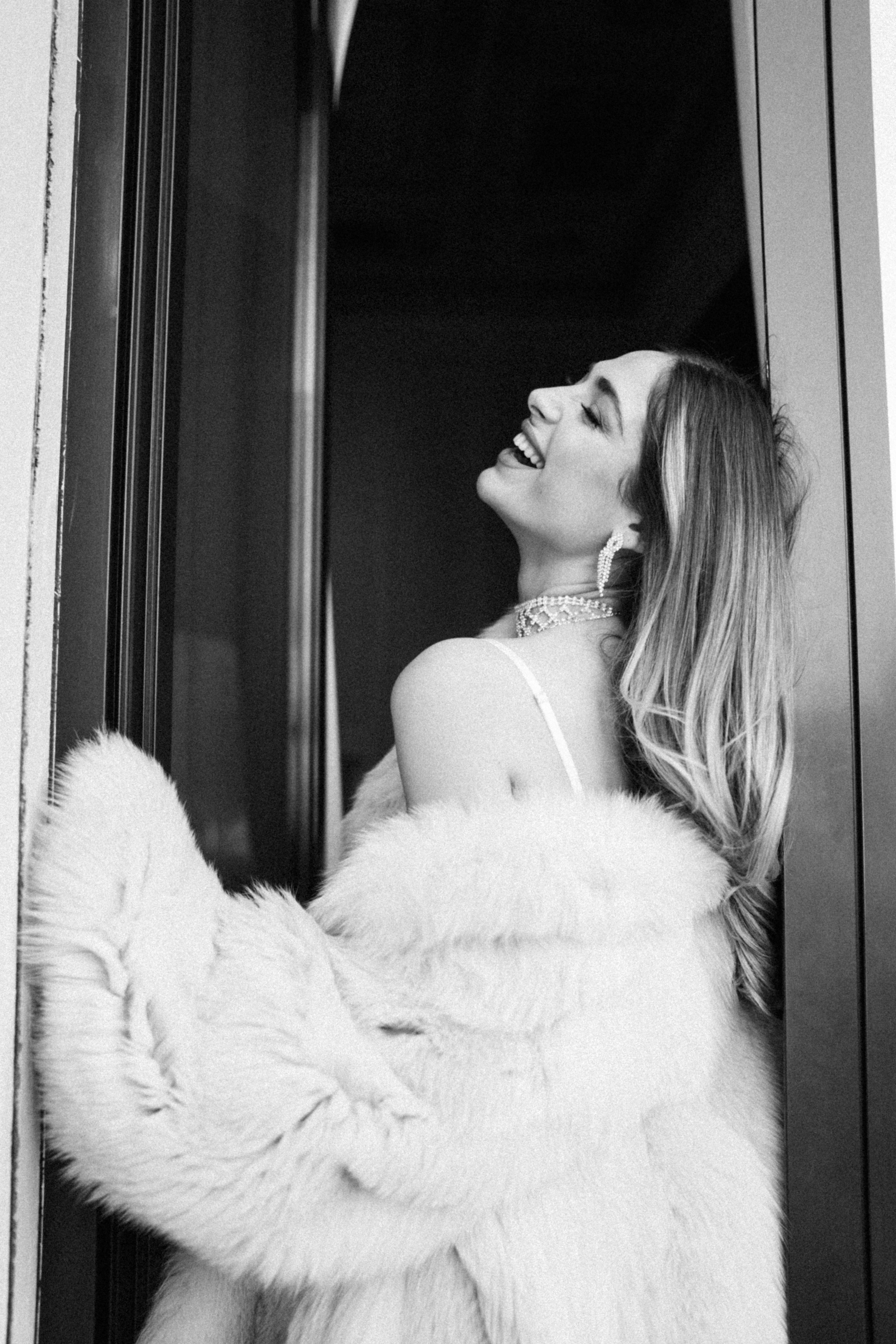 Aurora. Wedding photographer Italy