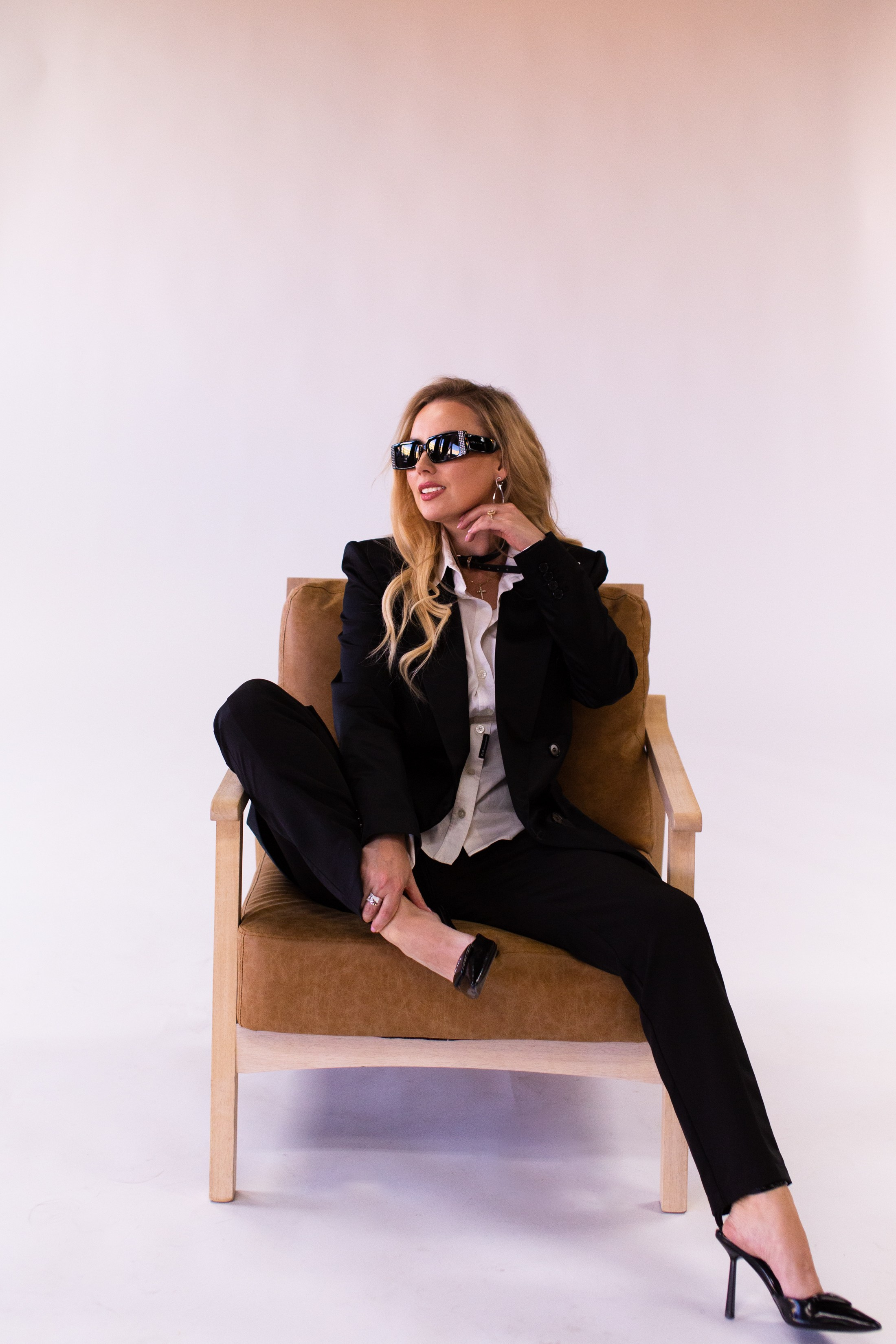 Marina. Wedding & elopement photographer Viktoriya Kravtsov. Las Vegas