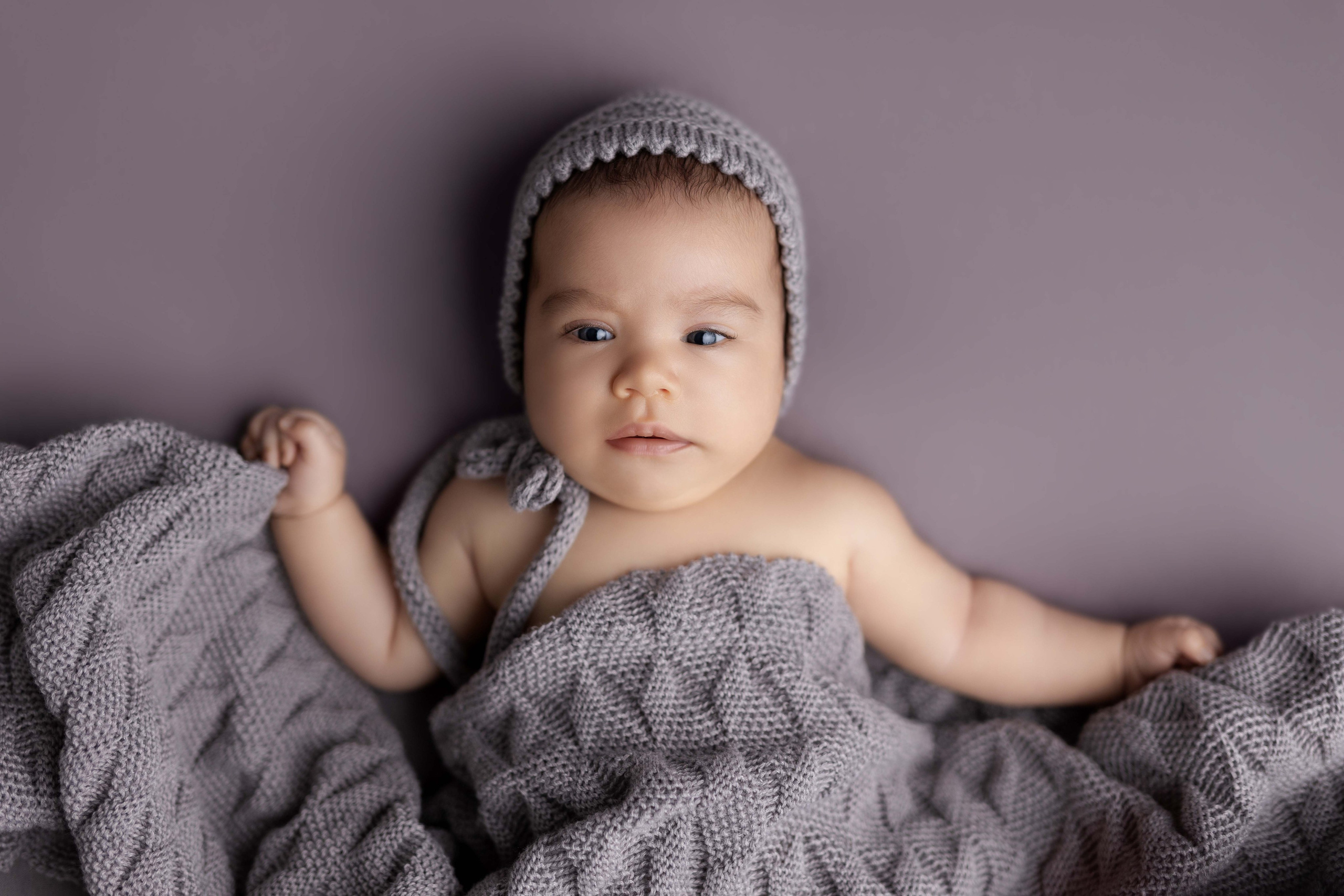 Newborn Classic. Newborn, kids, family photographer based near Zurich, Switzerland