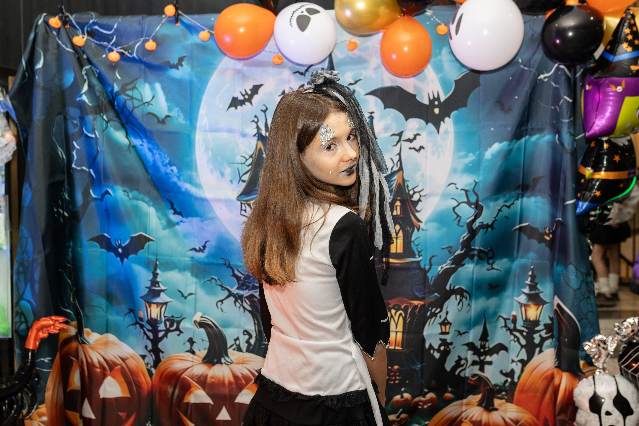 Leo dance studio Helloween 2025. Семейный и детский фотограф в Варшаве Мила Бобровская