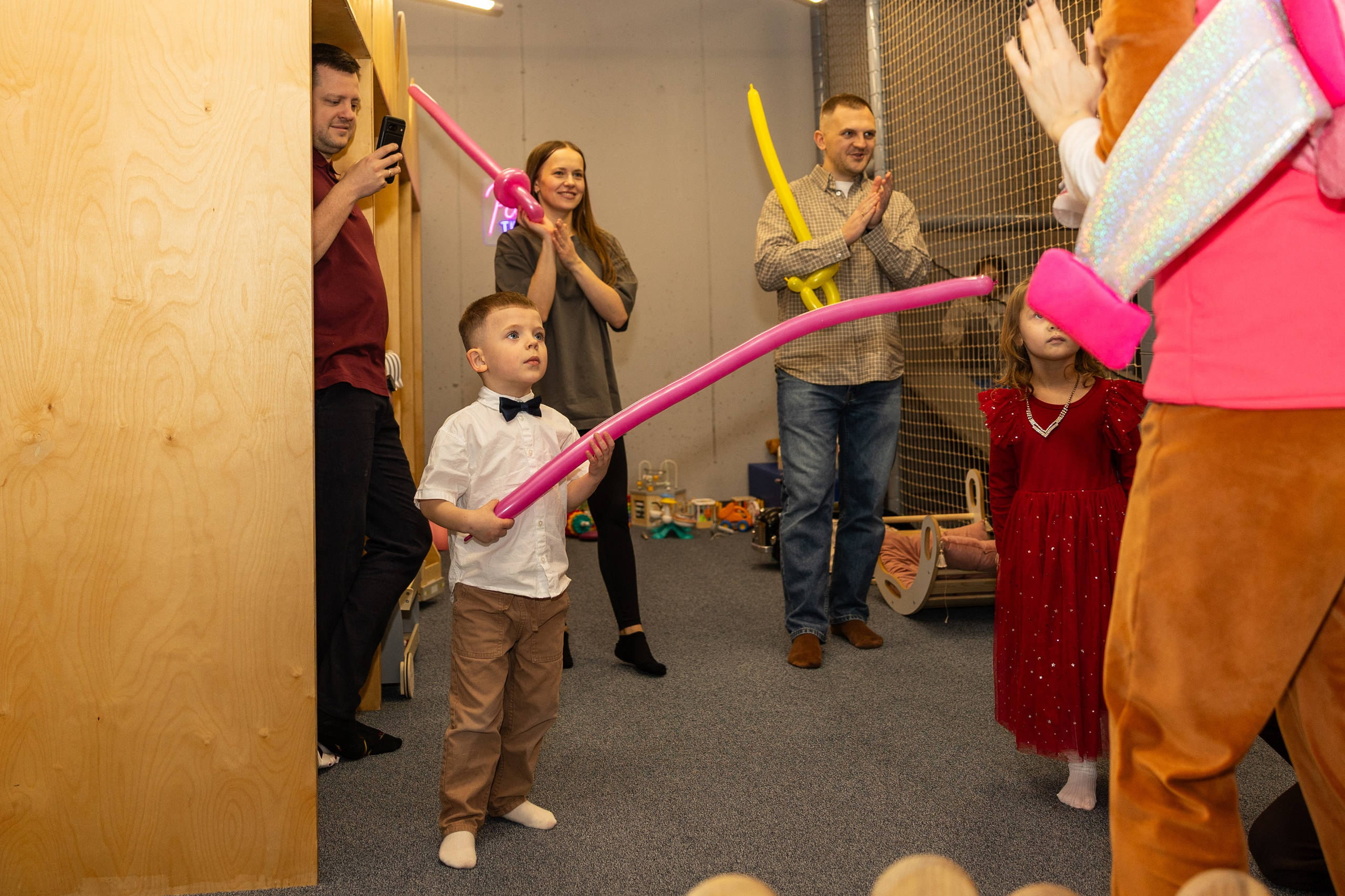 День рождения Артёма 24 января 2026 года. Семейный и детский фотограф в Варшаве Мила Бобровская