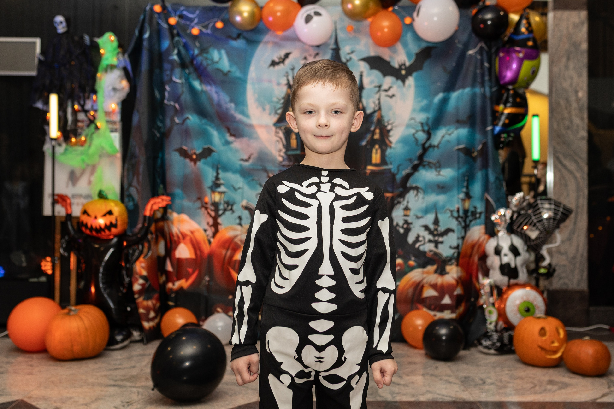 Leo dance studio Helloween 2025. Семейный и детский фотограф в Варшаве Мила Бобровская