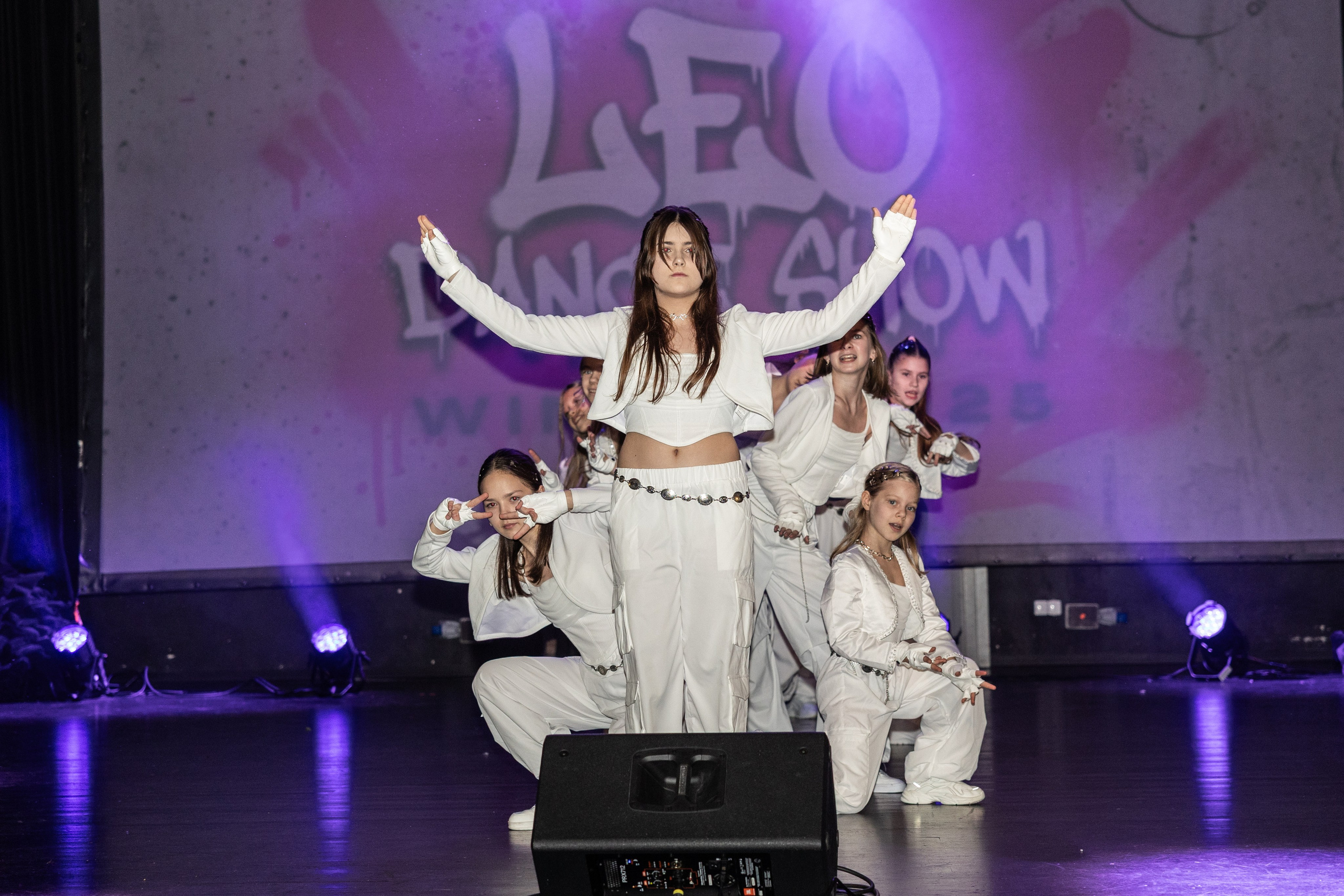 LEO DANCE SHOW WINTER 2025. Семейный и детский фотограф в Варшаве Мила Бобровская