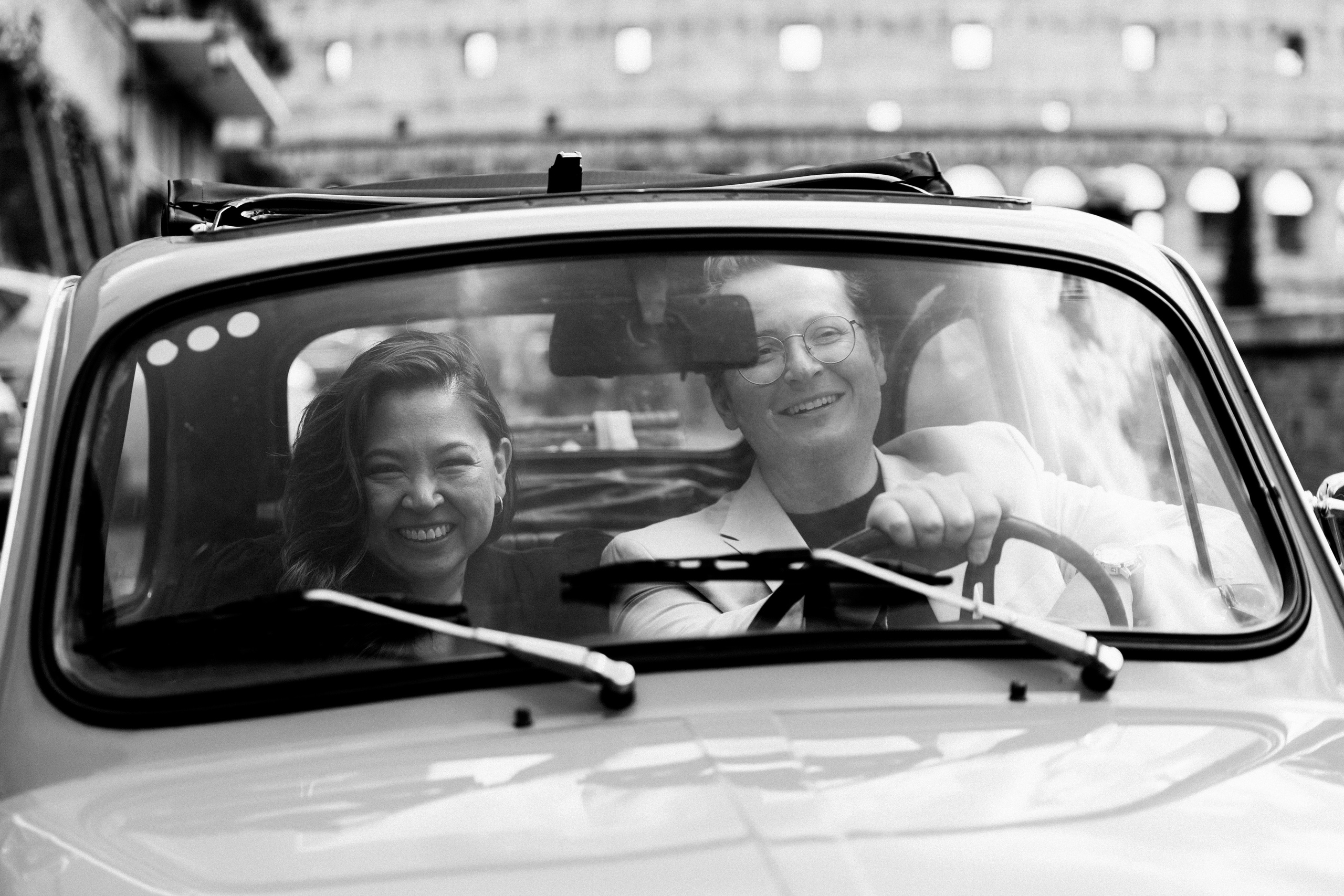 Fiat 500 and Vespa. Photographer in Rome
