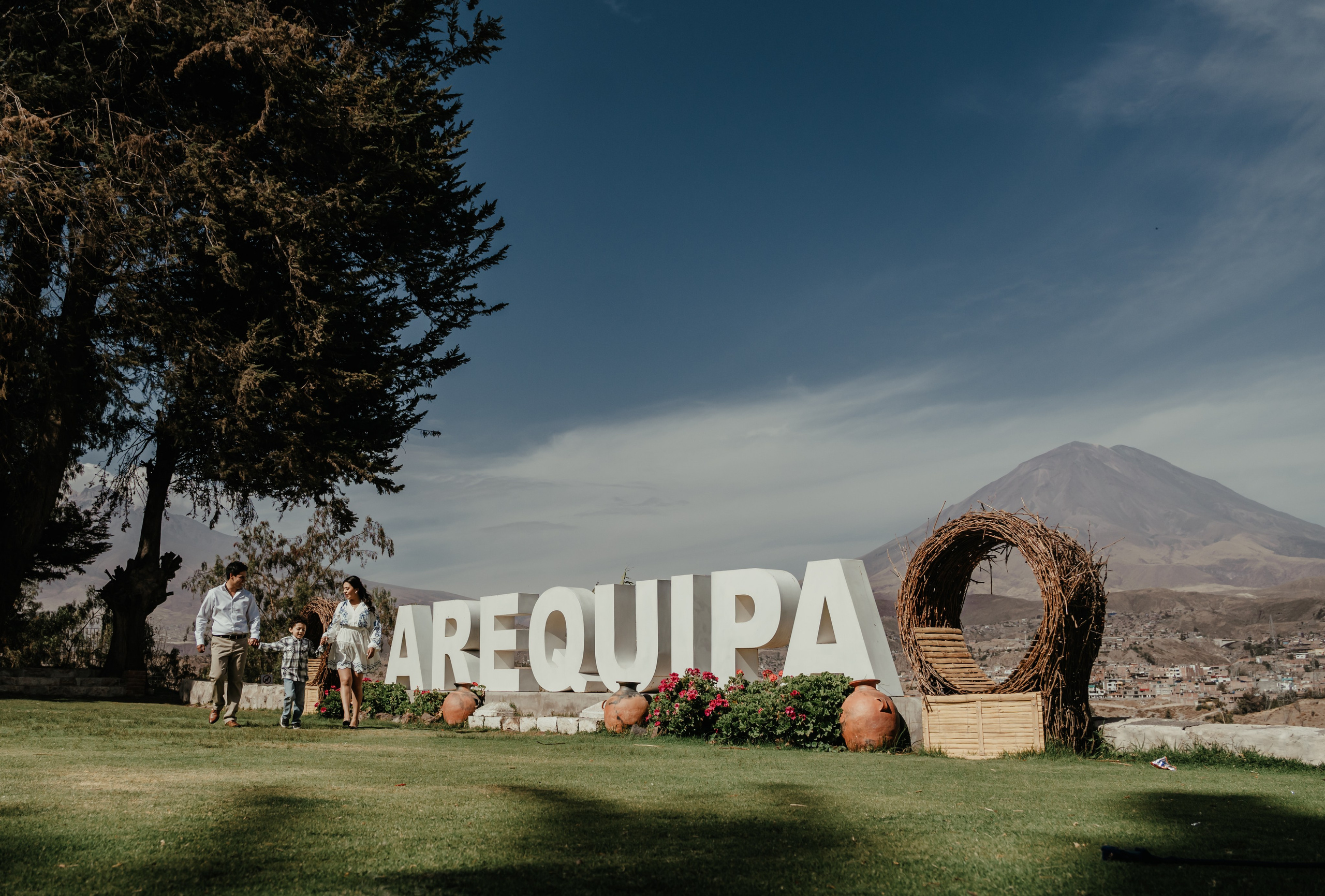 CARLA Y MARIO BODA RELIGIOSA. Studio KVTA | Fotografía y Video de Bodas en Arequipa