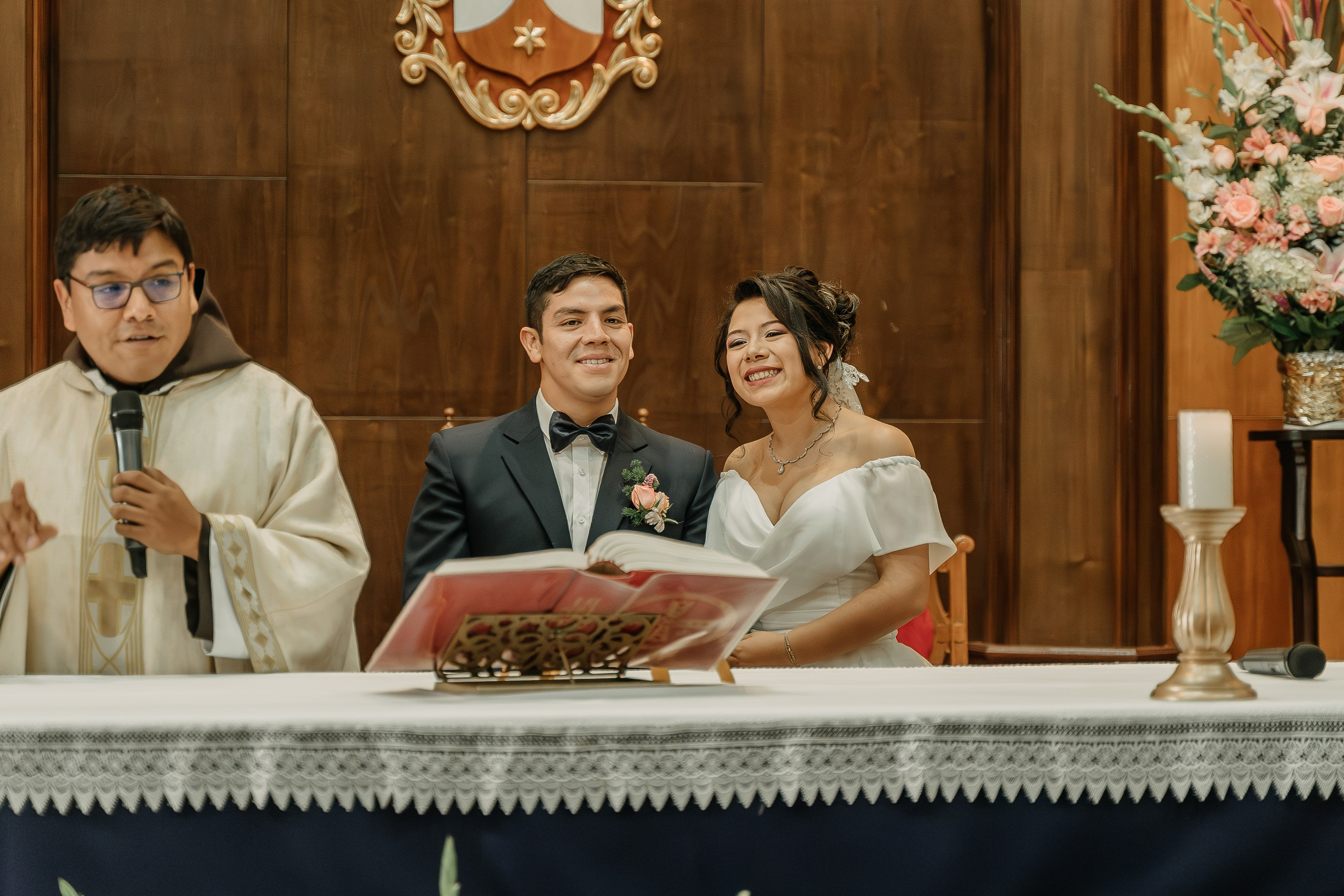 ALEJANDRA + RODRIGO BODA RELIGIOSA. Studio KVTA | Fotografía y Video de Bodas en Arequipa