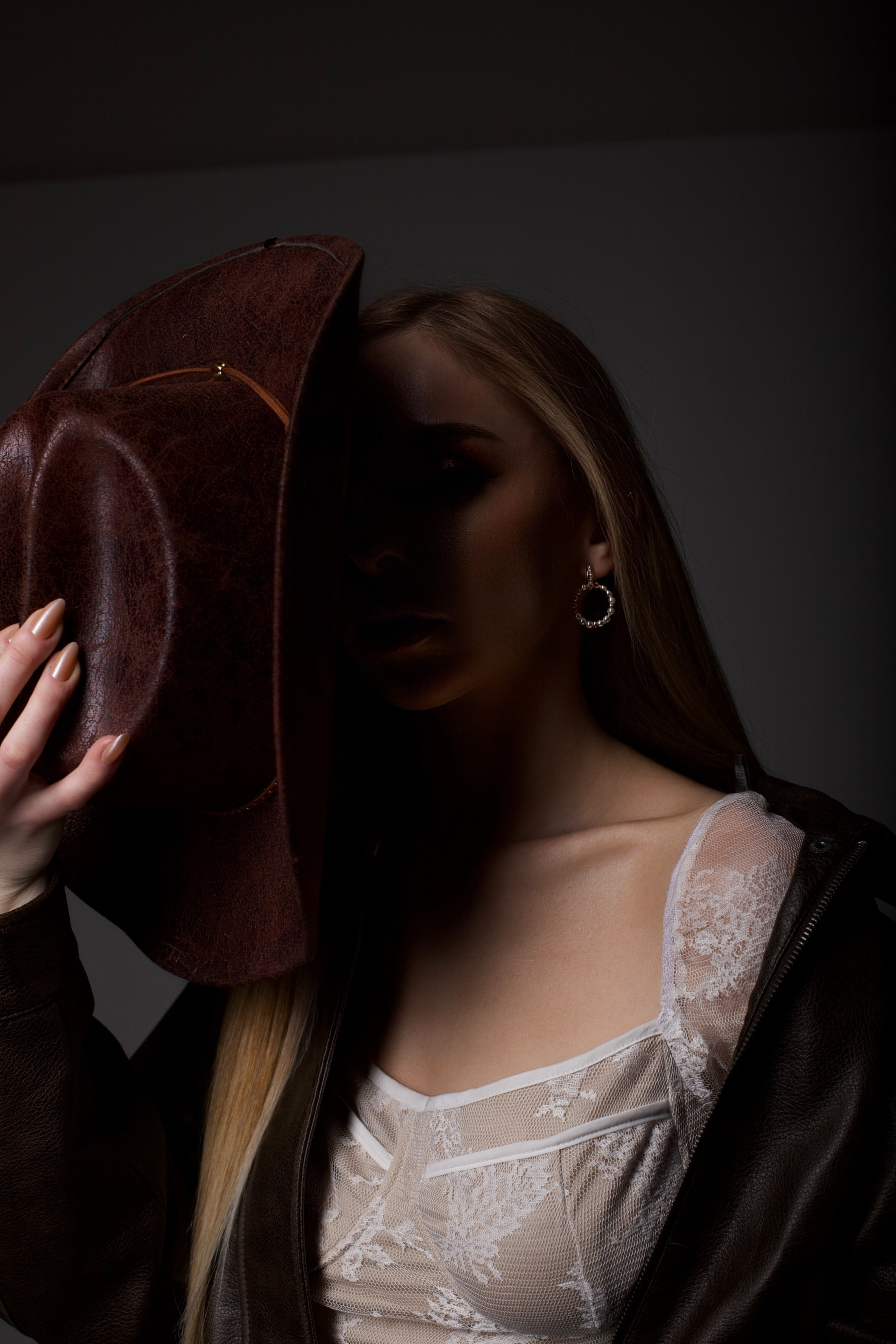 Mariana. VALERIIA VIUNOVA individual shooting\love story\event\brand