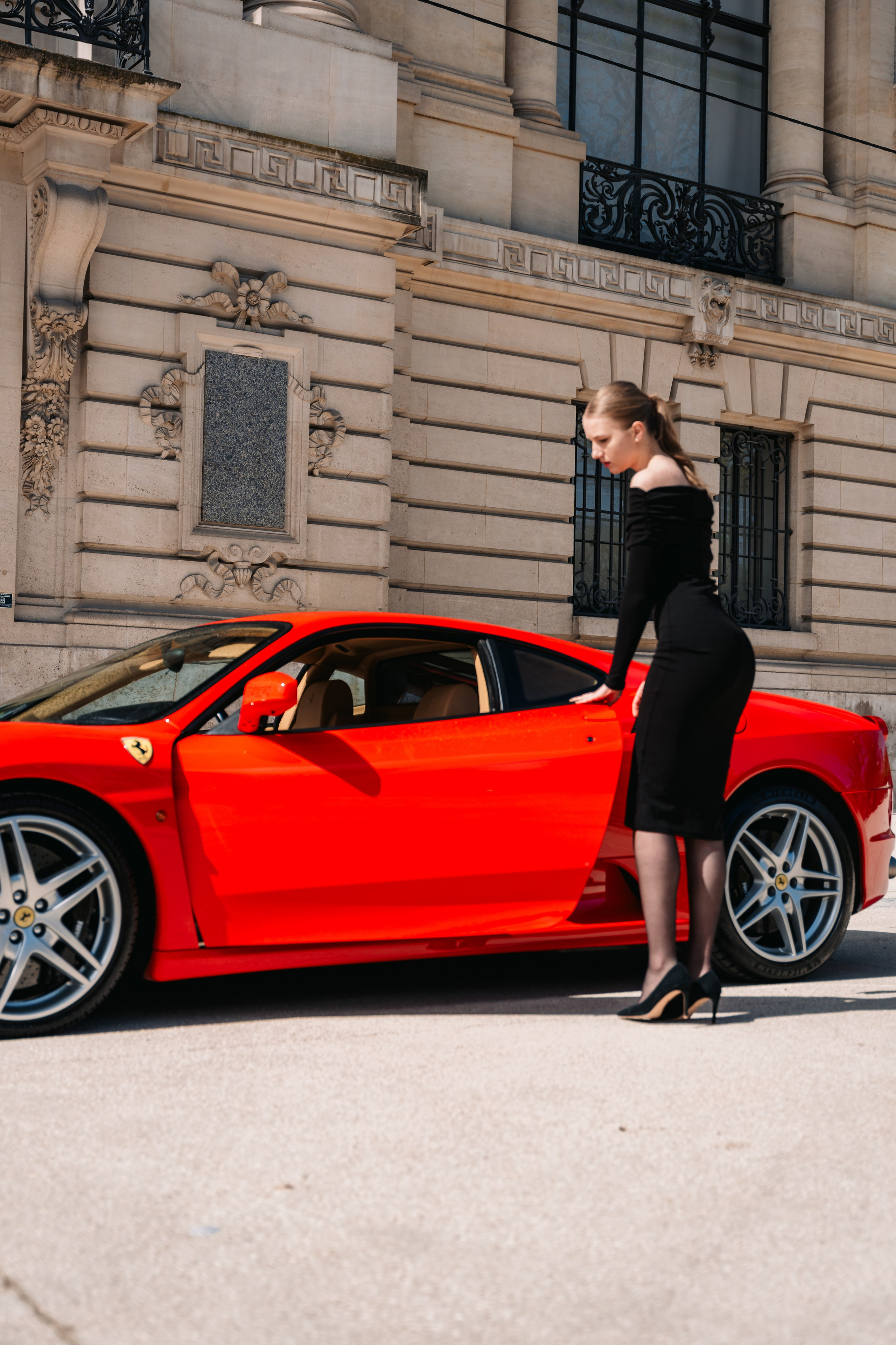 Anna x Ferrari F430. Photographe de voitures à Paris — Vitalii Motruk