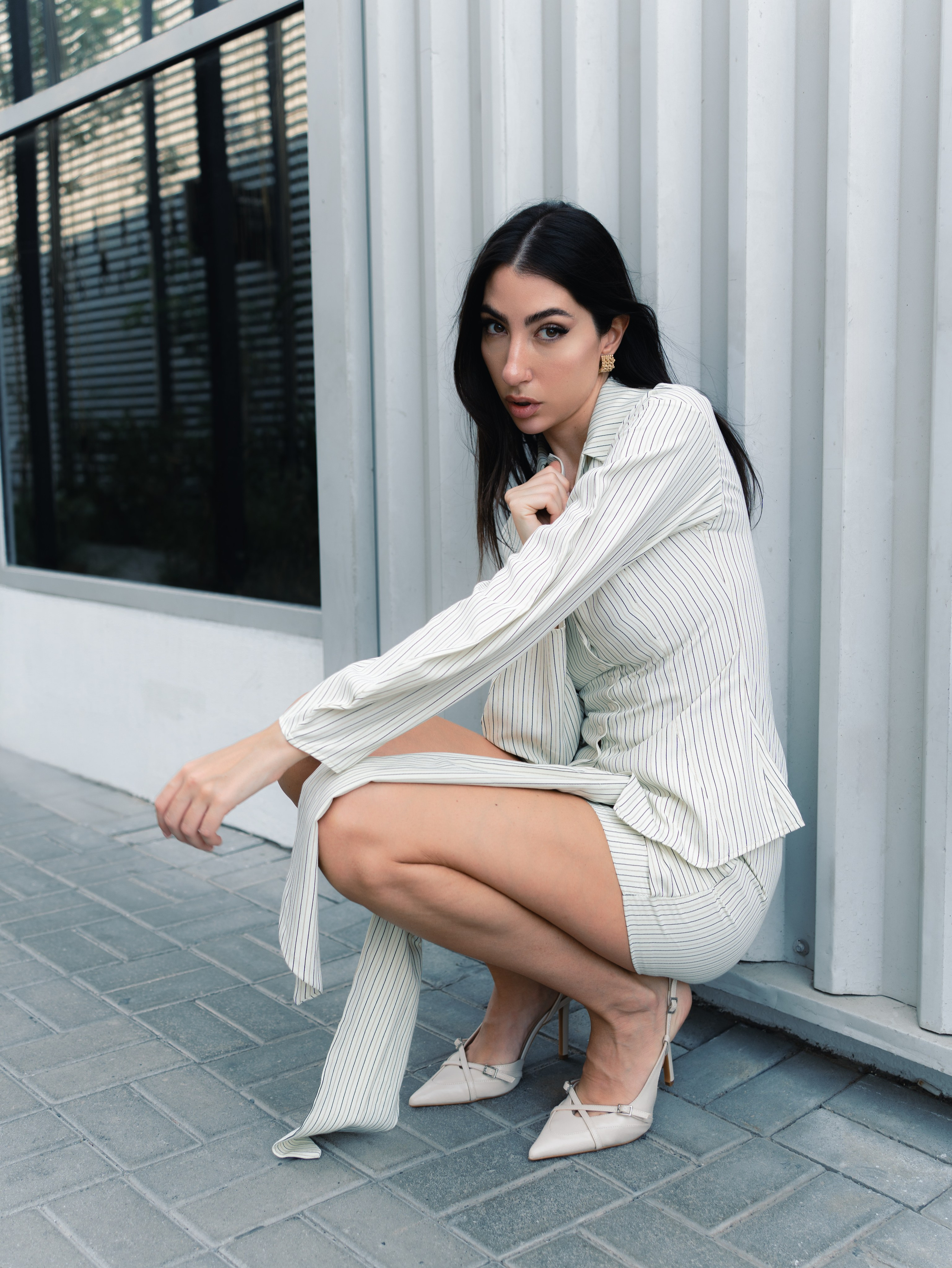 Urban geometry contemporary fashion portrait series in Dubai by Alisha Geva. Alisha Geva | Contemporary fashion women’s portrait Dubai