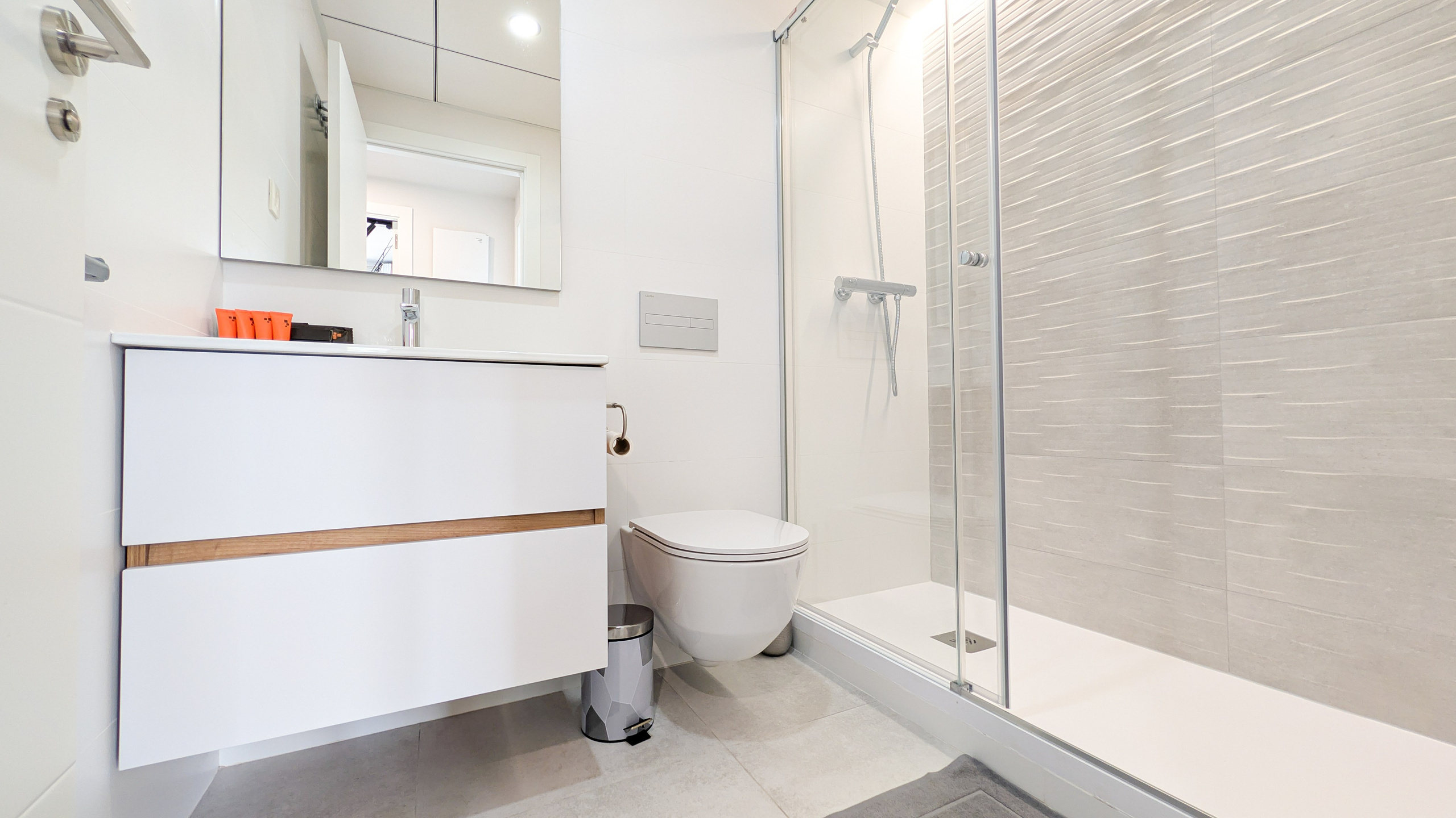 PLATINUM. Baby Beast