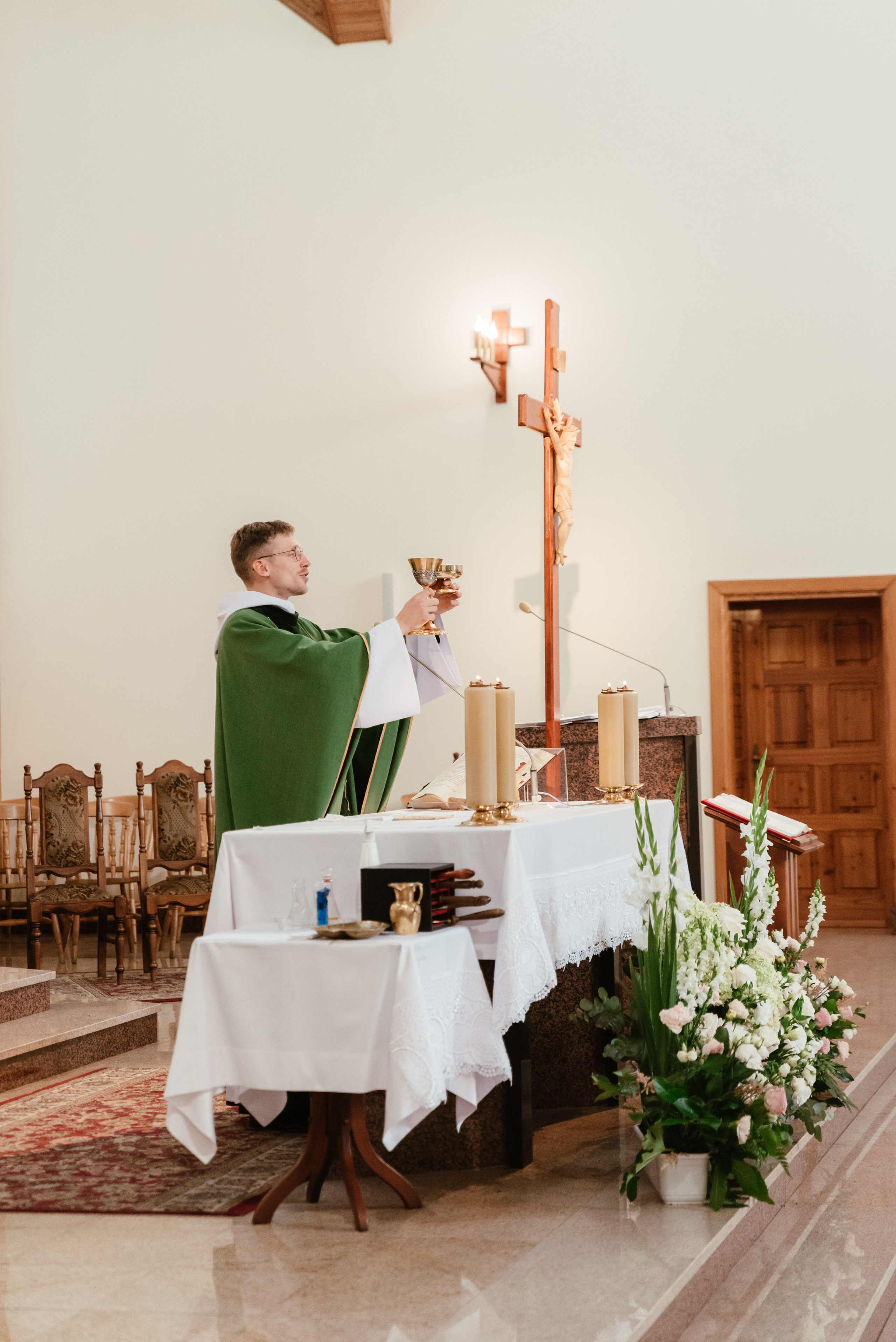 Chrzest Pola. Eugene Save – Fotograf Ślubny i Rodzinny | Warszawa i Cała Polska