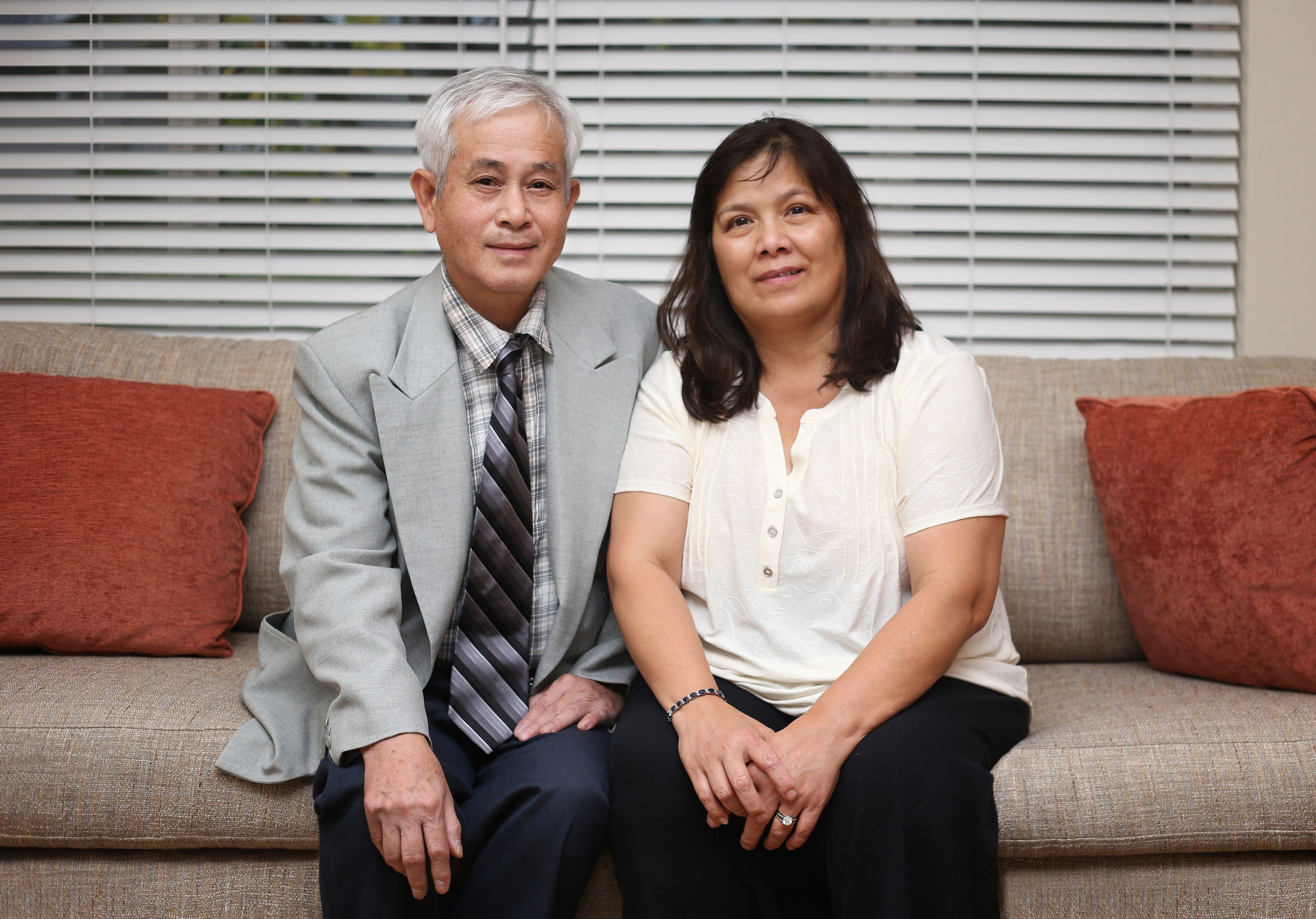 STUDIO Photoshoot. YuAnna studio. Family & Kids Photographer in Seattle area, located in