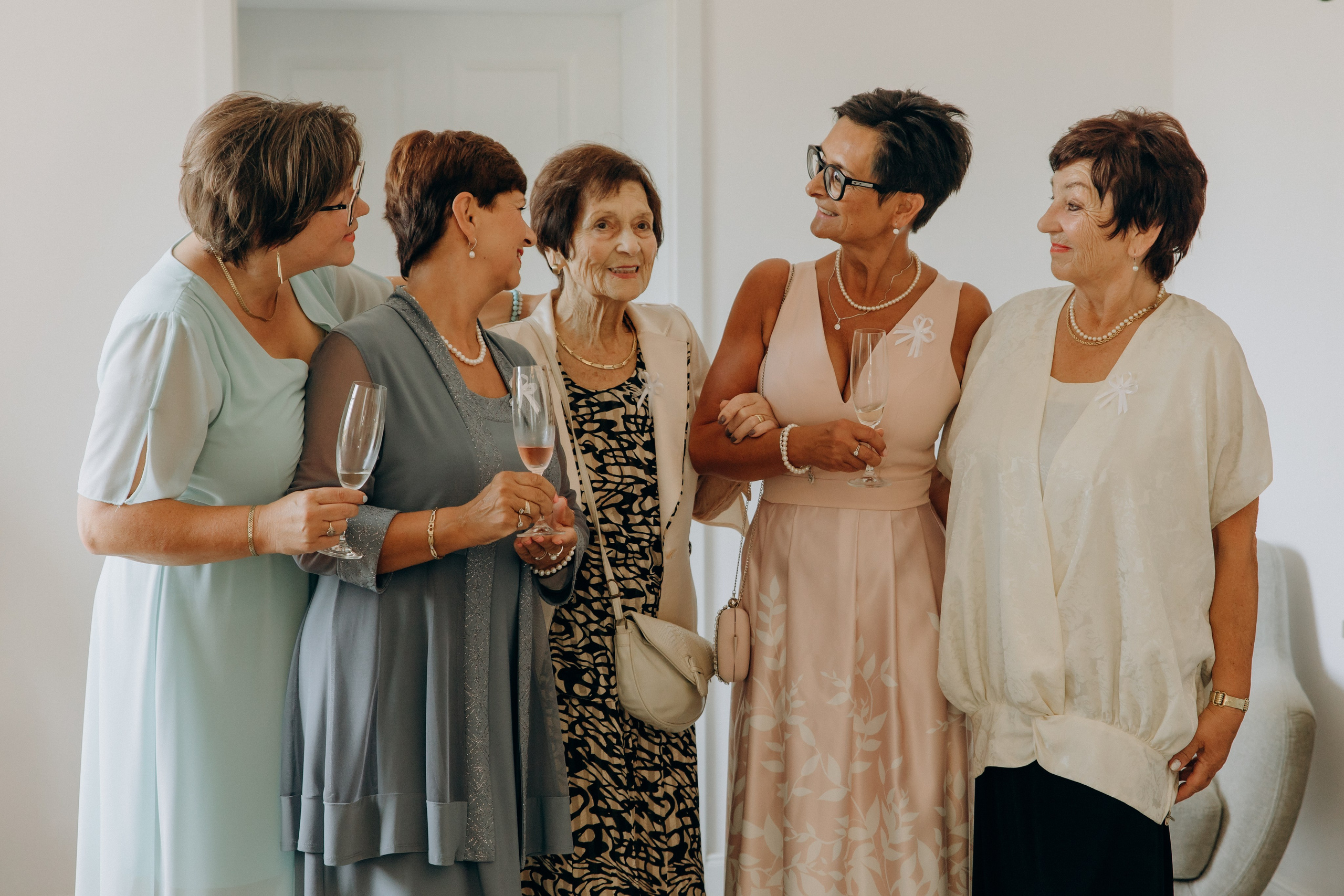 Wedding moments at Na Kmine