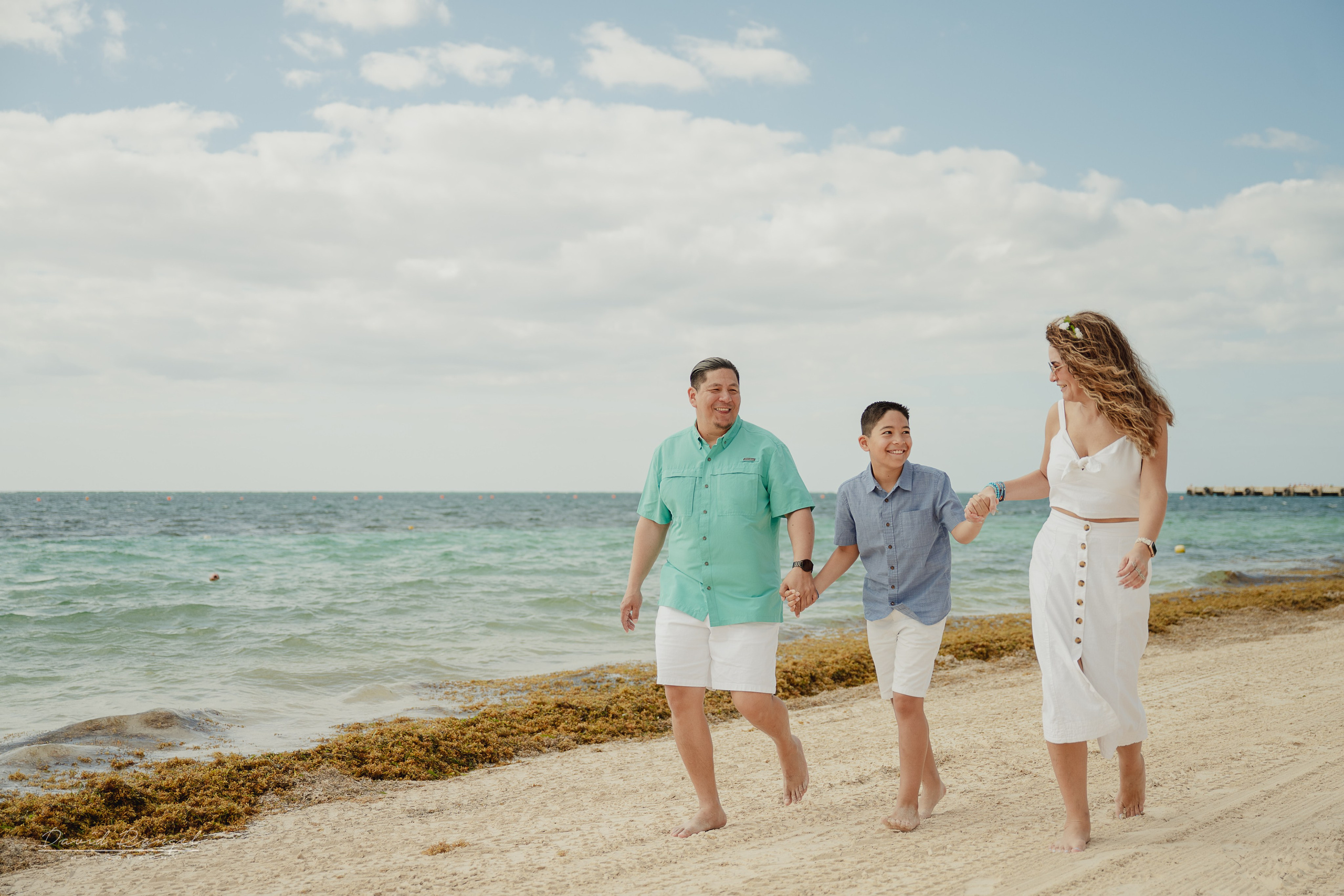 Family & Life Style Portfolio. Destination wedding photographer based in Cancun and Riviera Maya with service worldwide