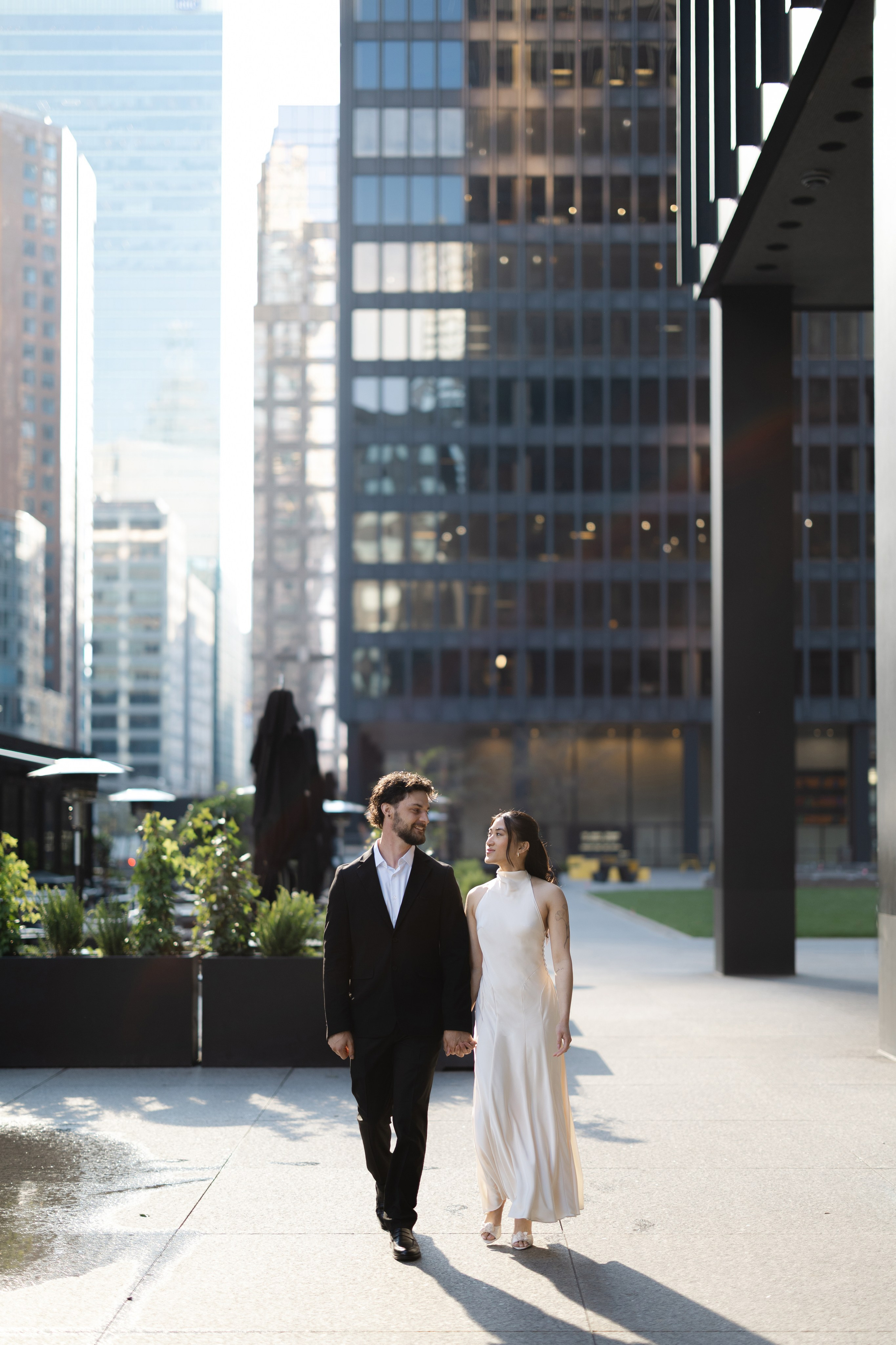 Engagement Session — Downtown Toronto. Anna Leb Photo