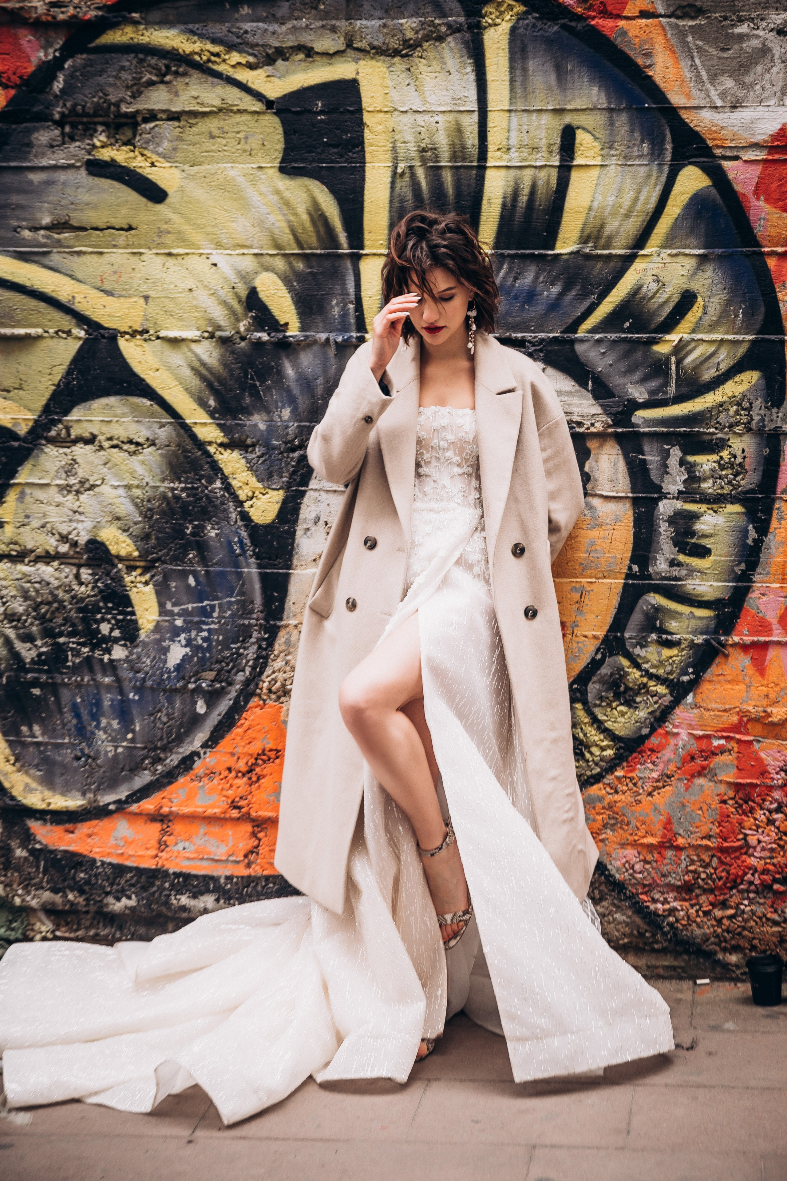 Bride in a white dress by the Bosphorus – wedding photographer in Istanbul and Lake Como, Italy.