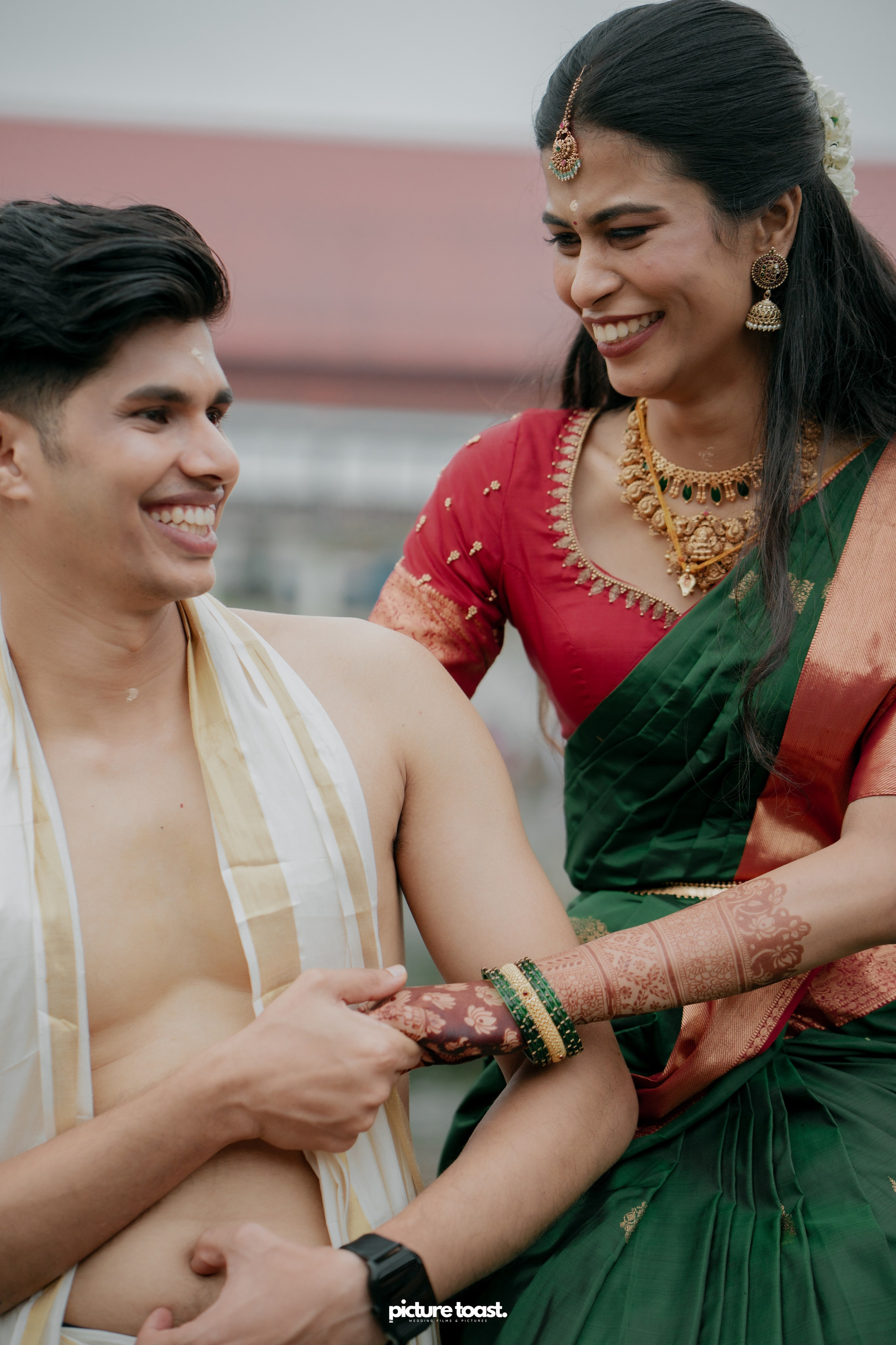 Guruvayur Wedding Ft. Athira & Abilash. Fine art Wedding Photographers in India & Canada