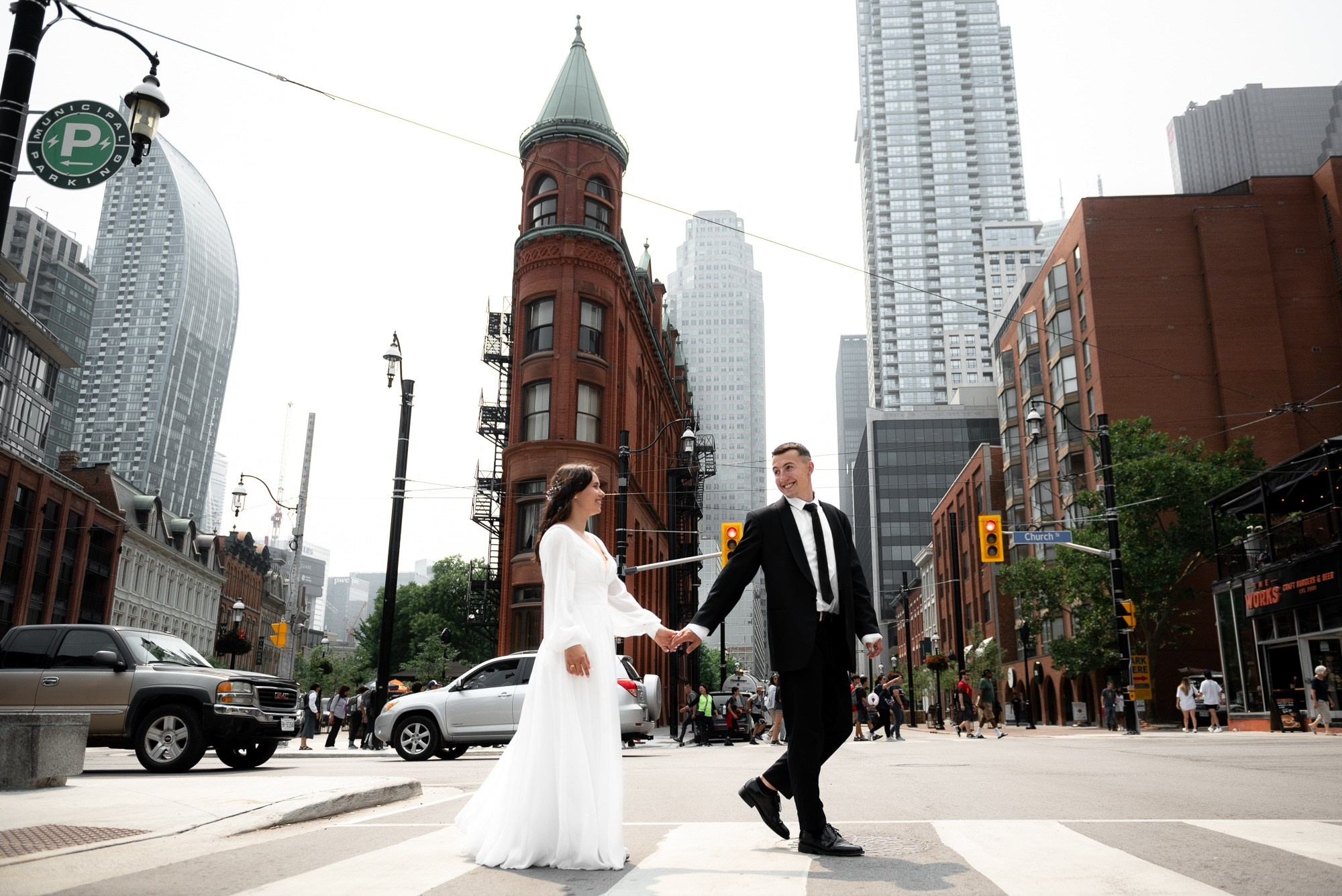 Portfolio of wedding photographer in Toronto — Alex Po. Alex Po — Wedding photographer in Toronto