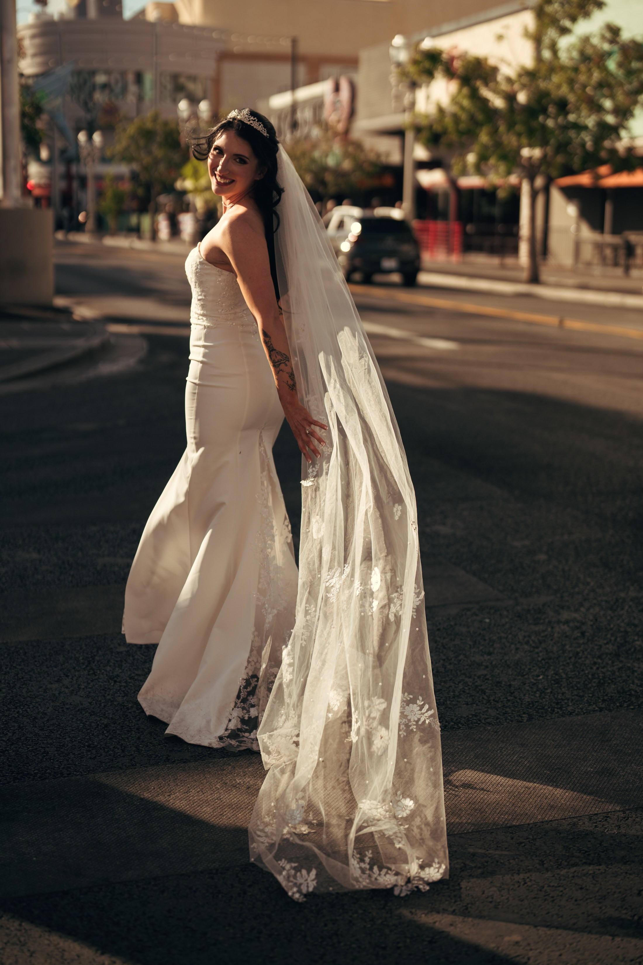 Krystina&Raymond. Wedding & elopement photographer Viktoriya Kravtsov. Las Vegas
