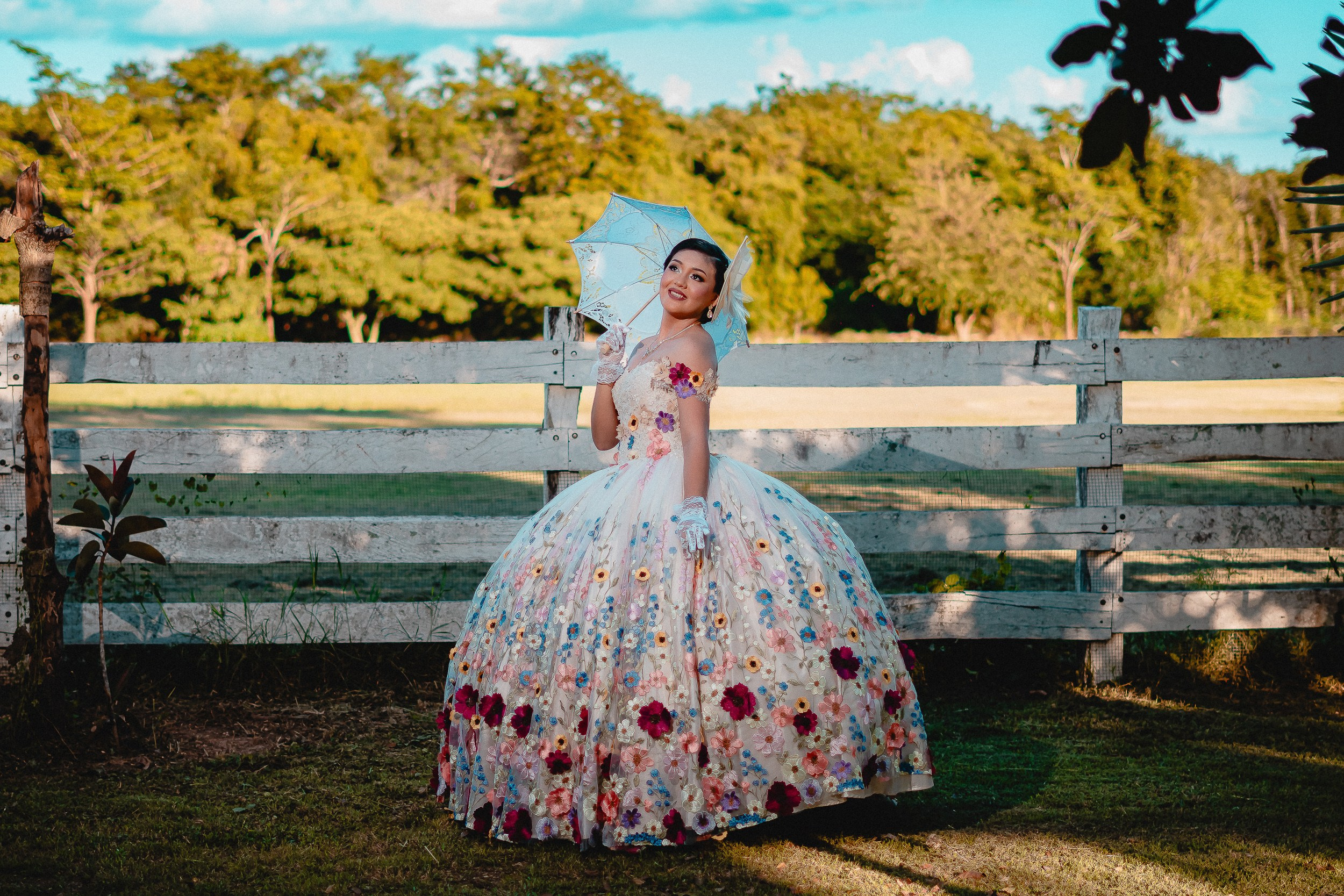 XV´S Lupita. Isaac Nic Fotografía | IN Studio Yucatán de Bodas y Eventos
