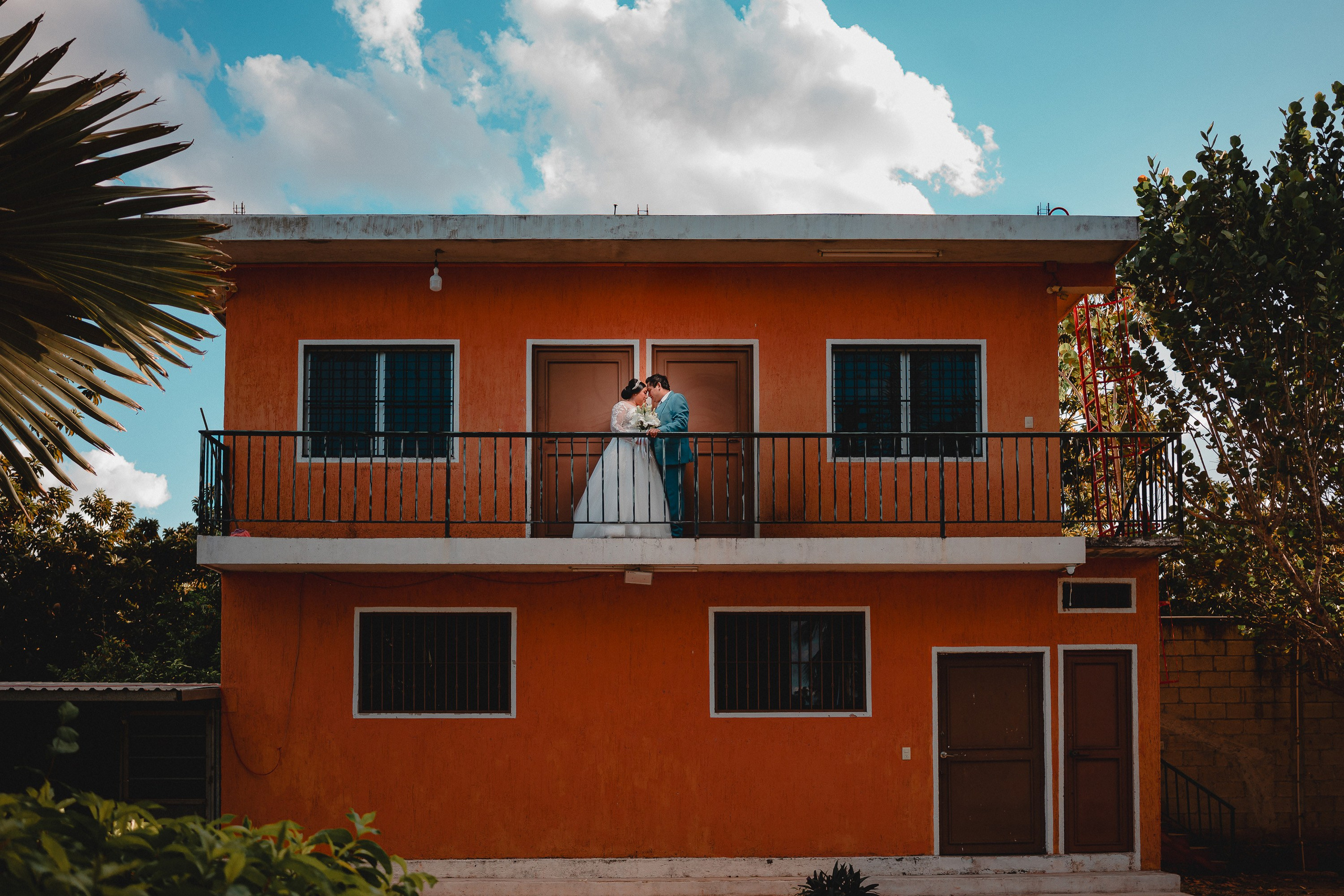 Trash The Dress. Isaac Nic Fotografía | IN Studio Yucatán de Bodas y Eventos