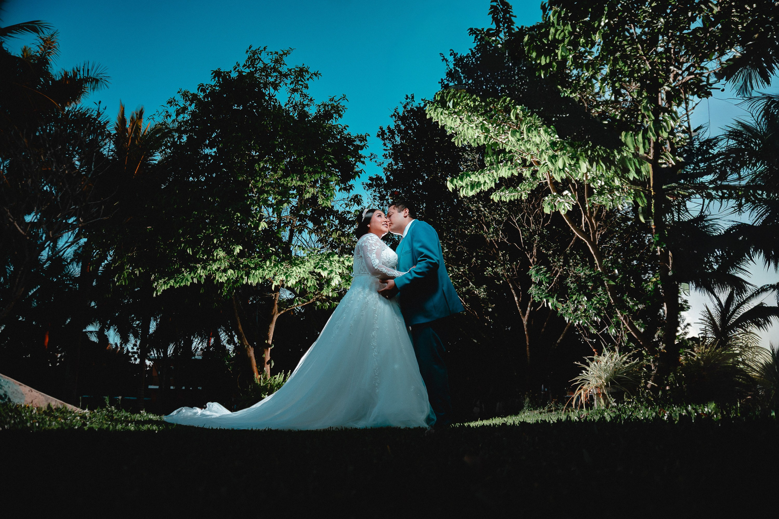 Trash The Dress. Isaac Nic Fotografía | IN Studio Yucatán de Bodas y Eventos