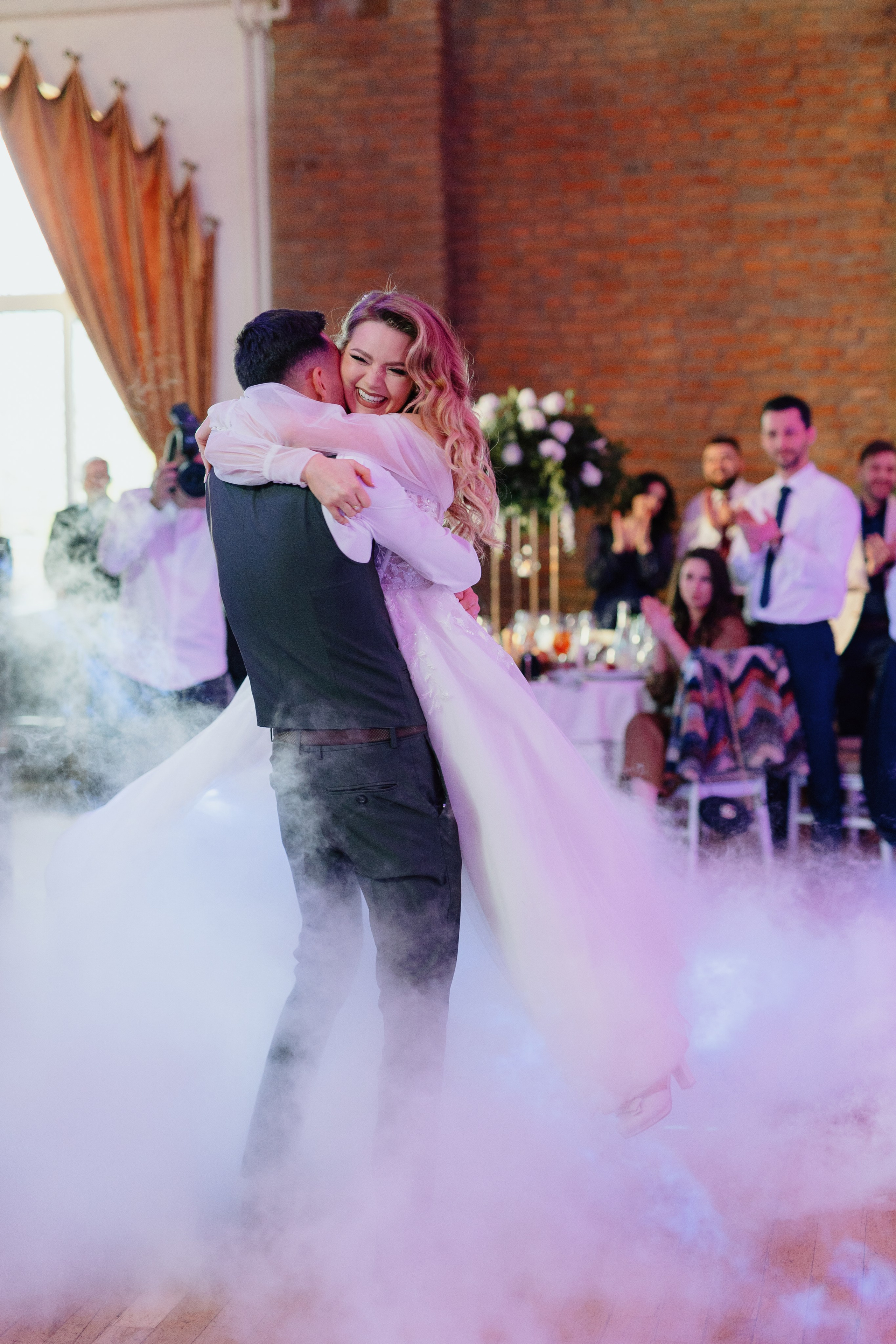 Nicoleta & Lucian. Main