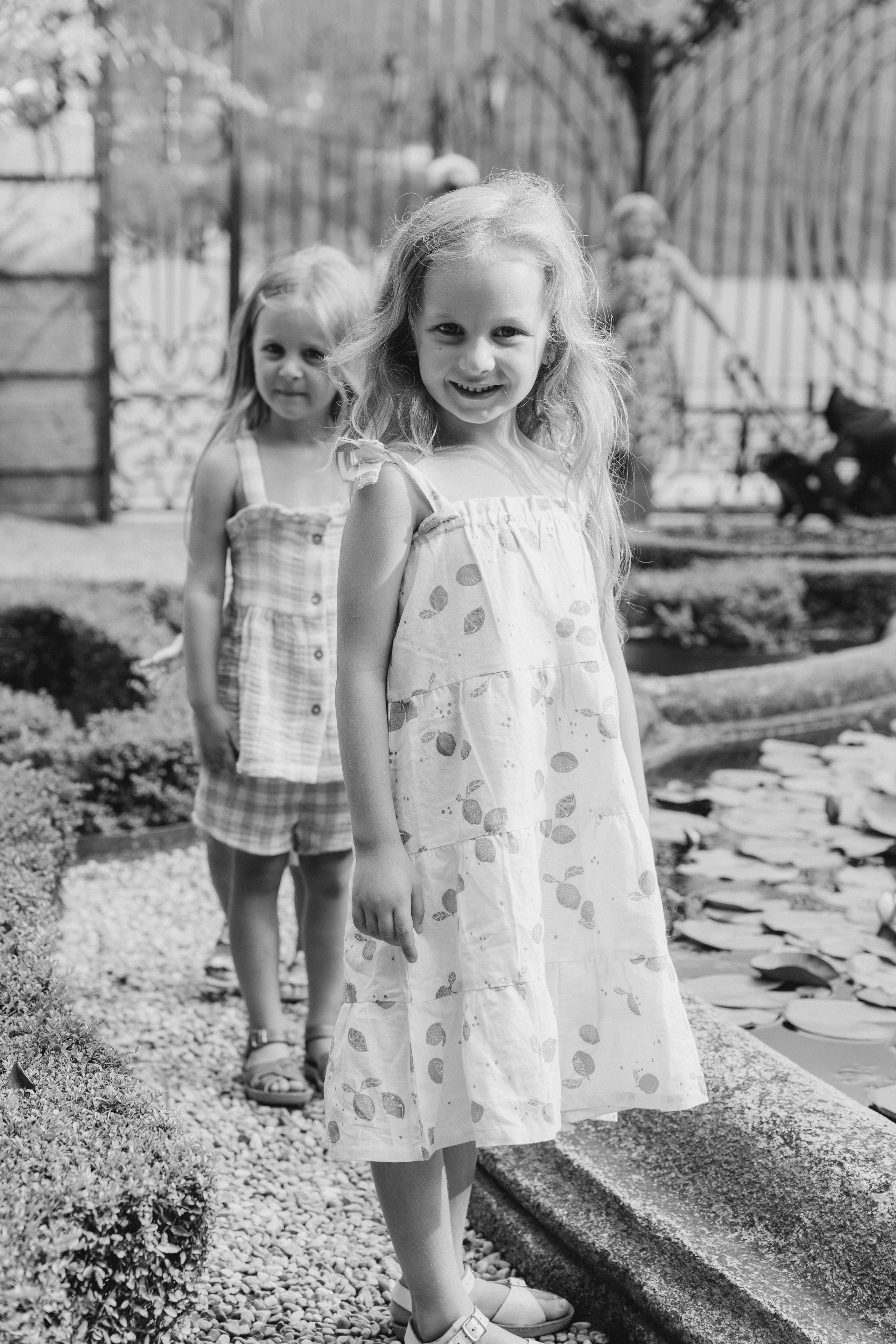 Family moments in Como Lake. PHOTOGRAPHER IN ITALY