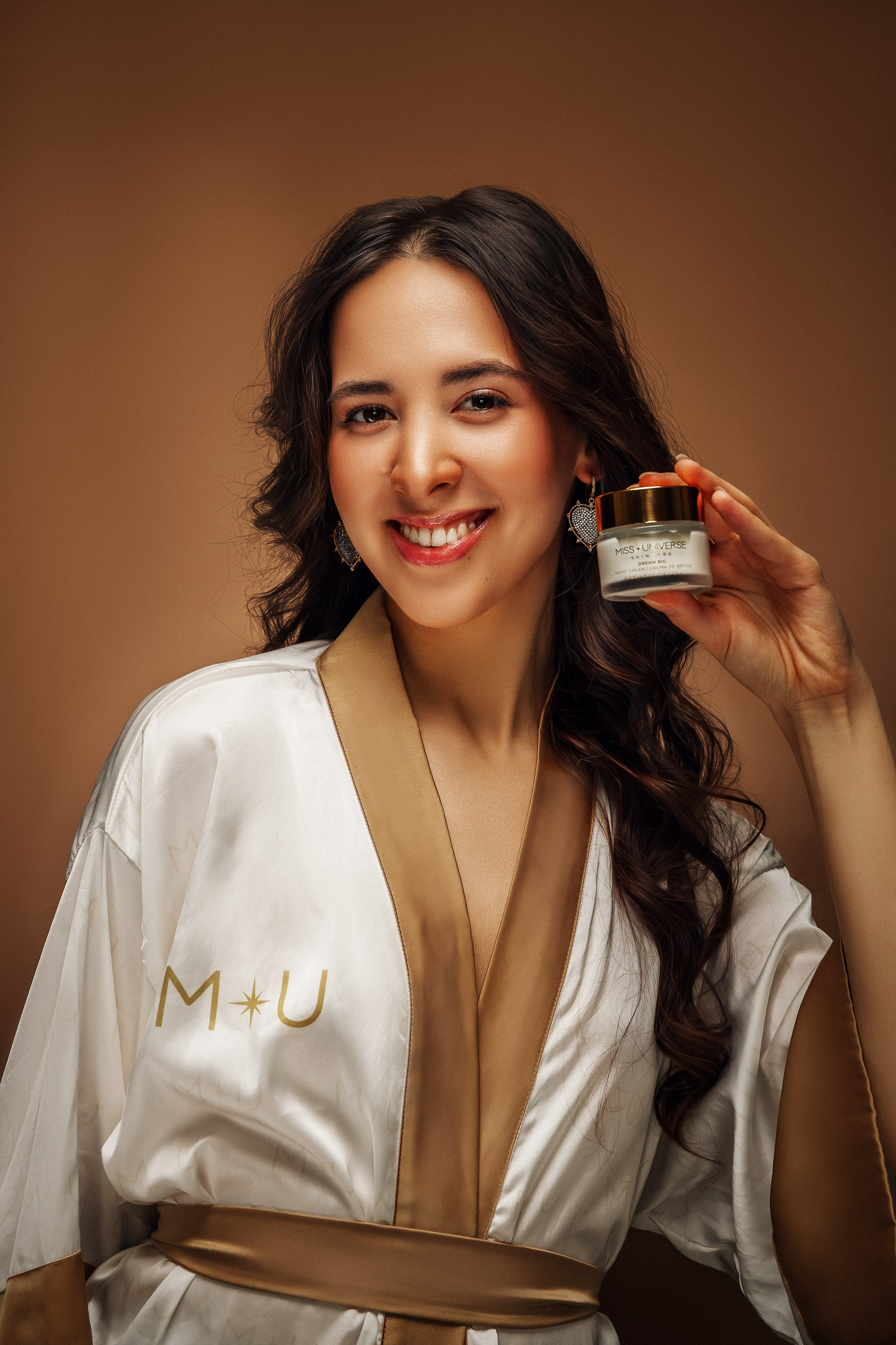 Vasvalmodelagency 26.12.2024. Portree- ja perefotograaf Anton Hansen Tallinnas, Eestis