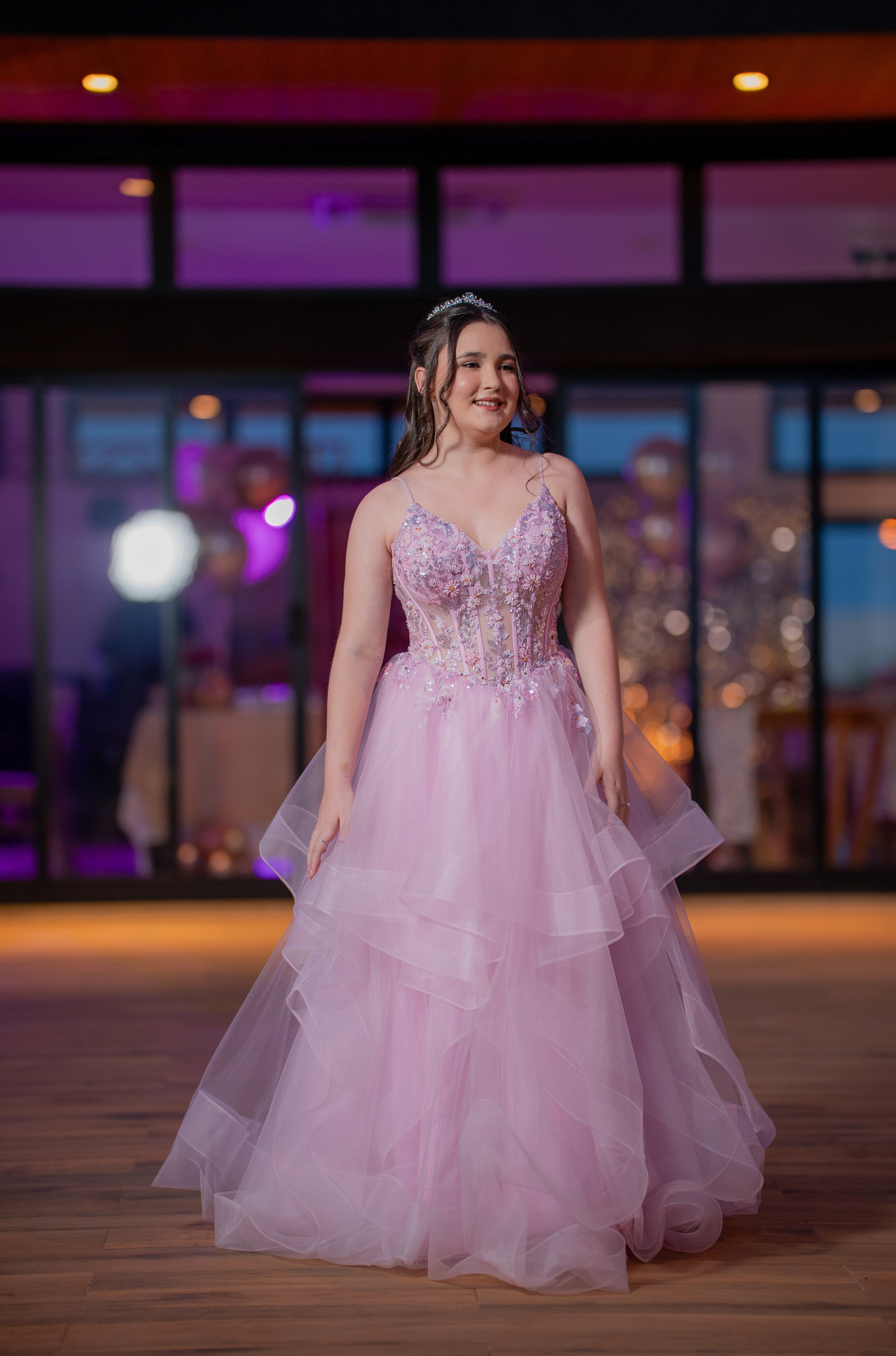 Maria Laura — Villa de León / Bauru SP. Robson Colaço