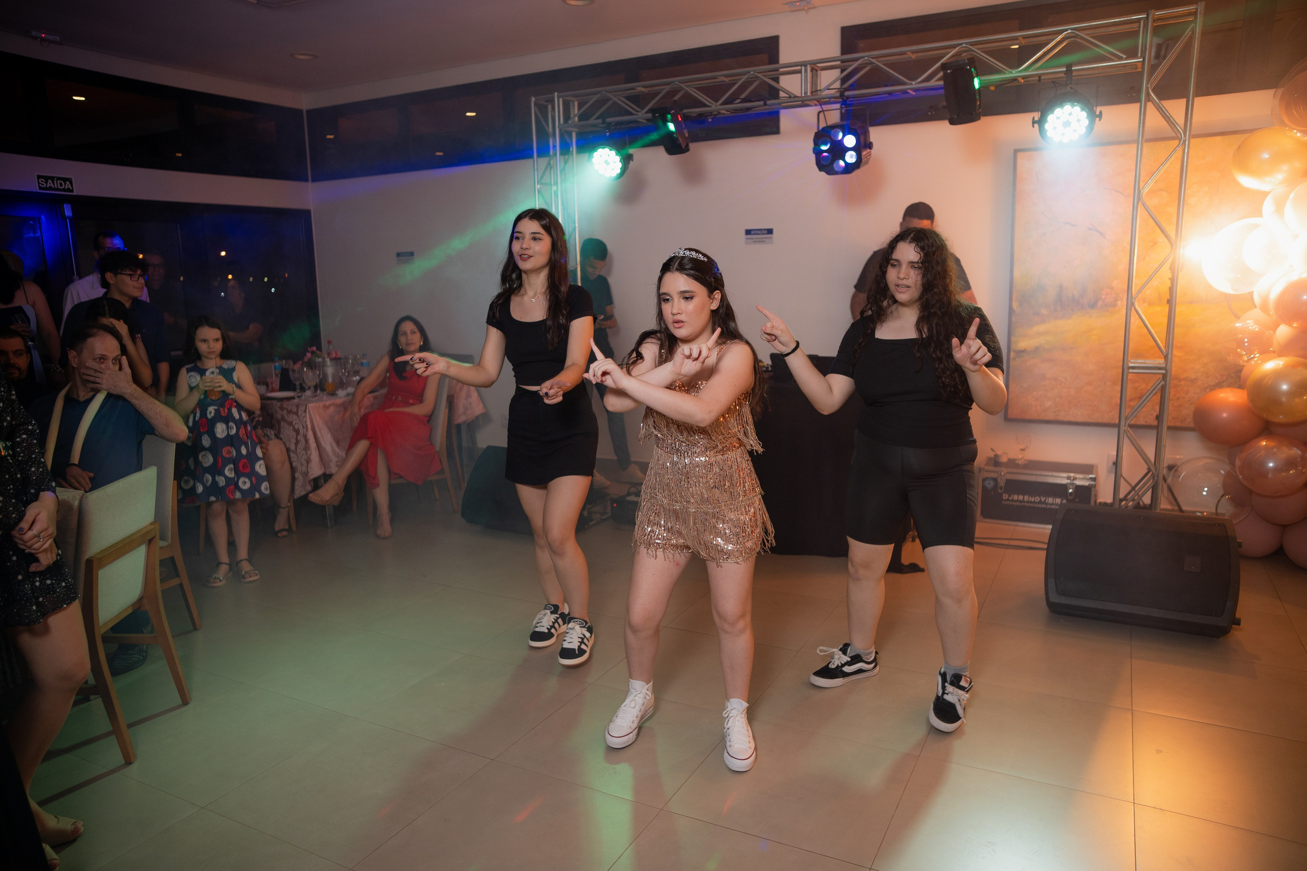 Maria Laura — Villa de León / Bauru SP. Robson Colaço