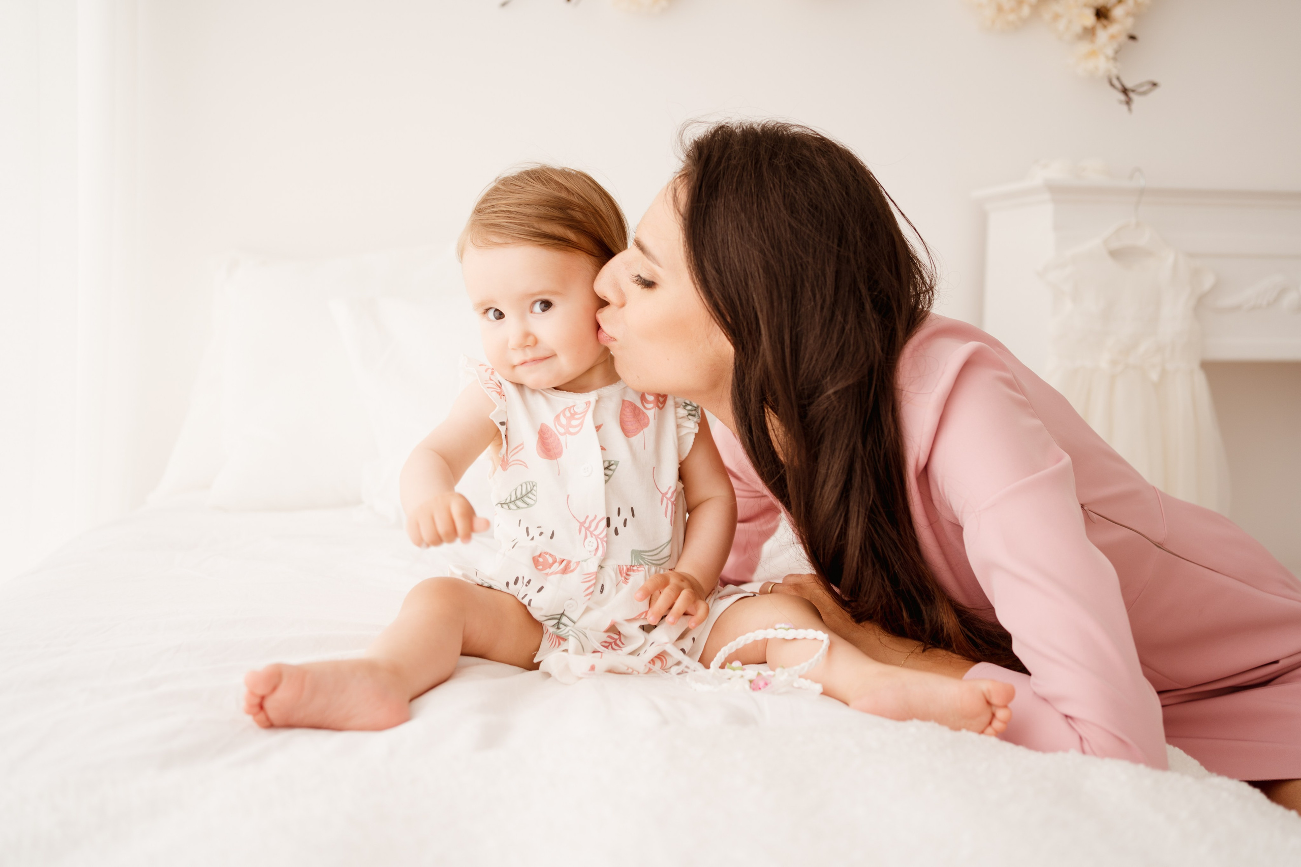 Chrzest Święty Natalii. Fotograf Łódź - sesja ciążowa, noworodkowa, dziecięca. Studio w Łodzi