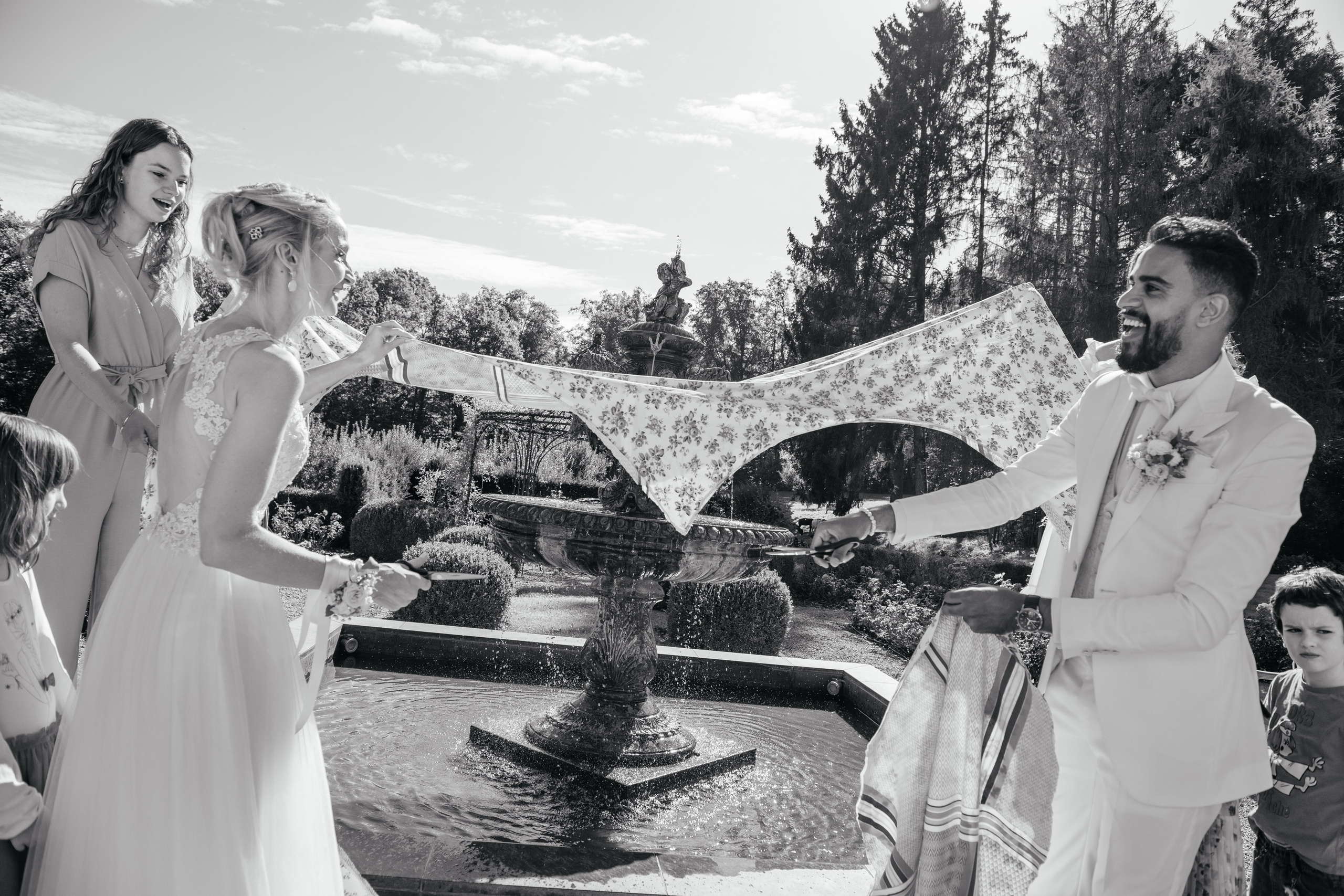 FLORENCE & JAMAL Dübendorf, Switzerland. I am Elena Altendorfer. Wedding photographer in Zurich and Switzerland