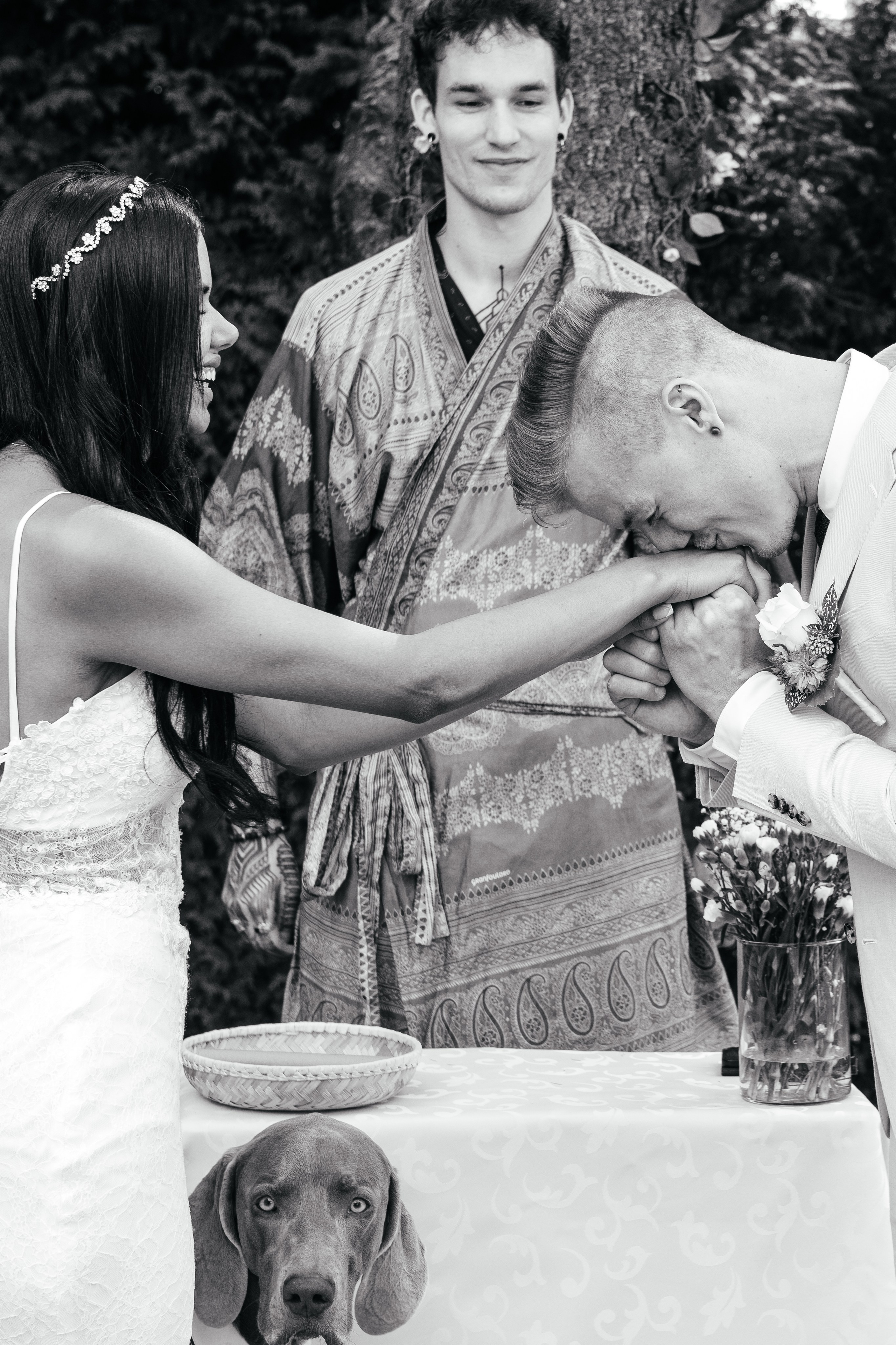 KAIANE & BENJAMIN Meilen, Switzerland. I am Elena Altendorfer. Wedding photographer in Zurich and Switzerland